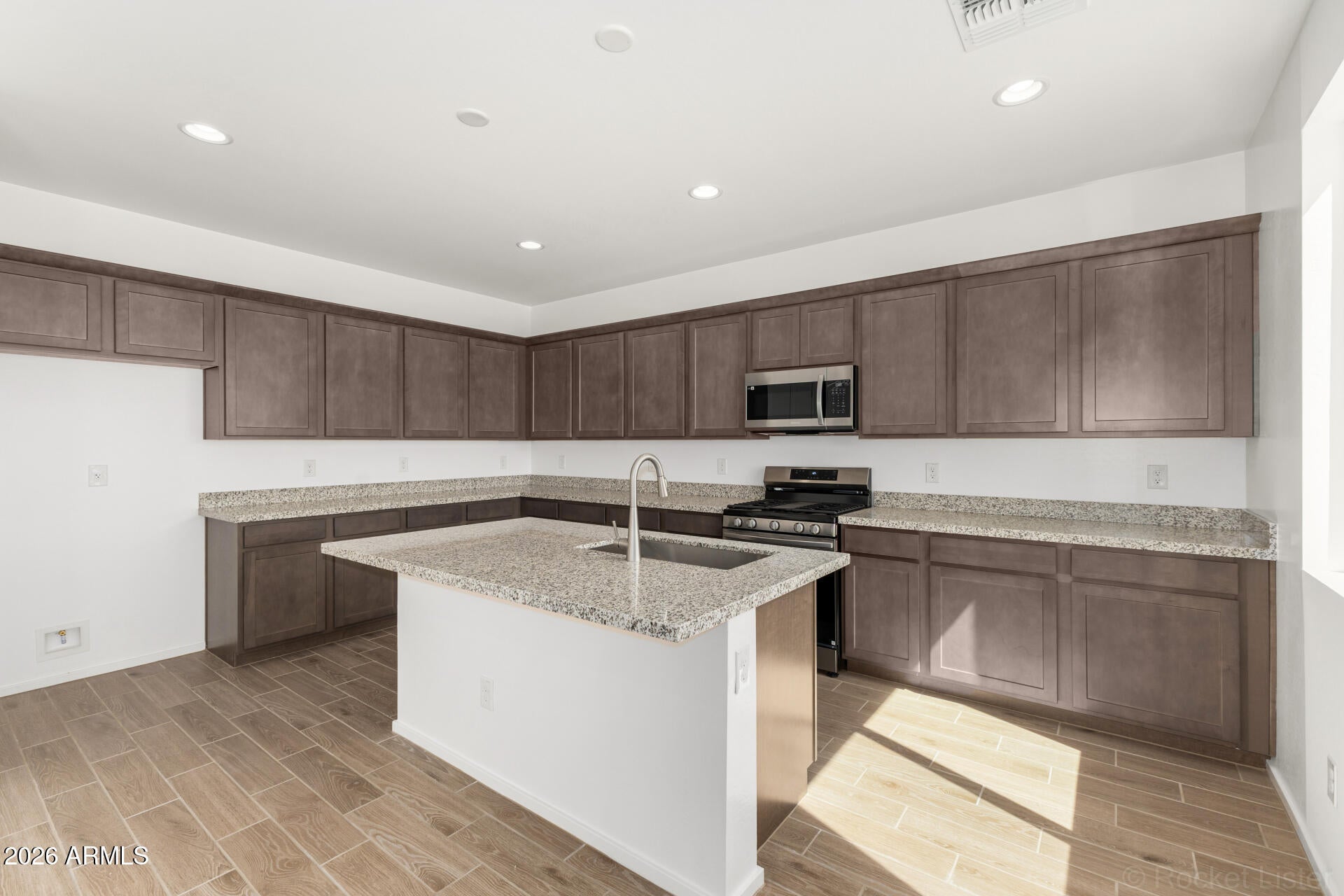 46855 W Crescent Moon Drive