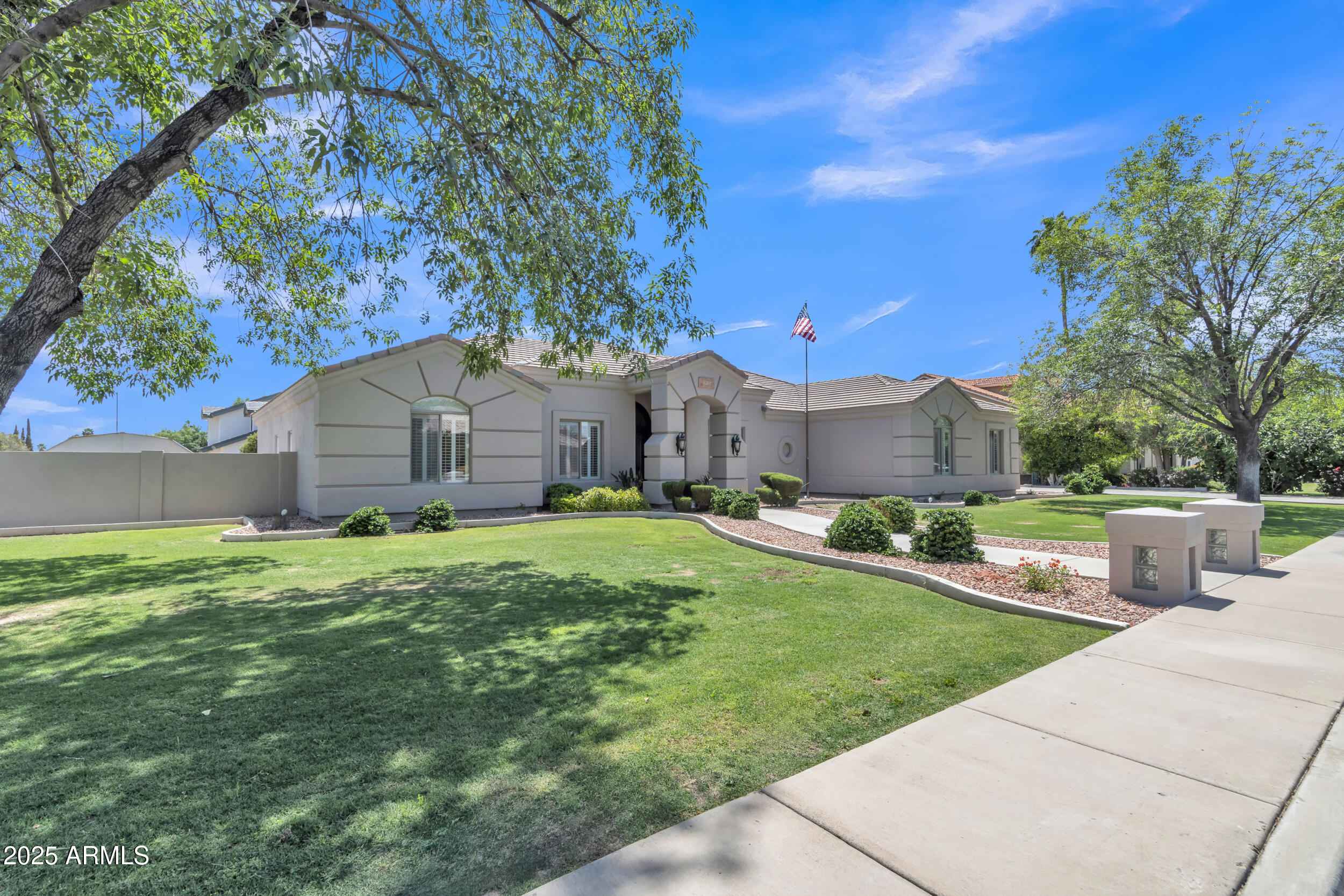 Search Homes 3 4061 E HOPE Street