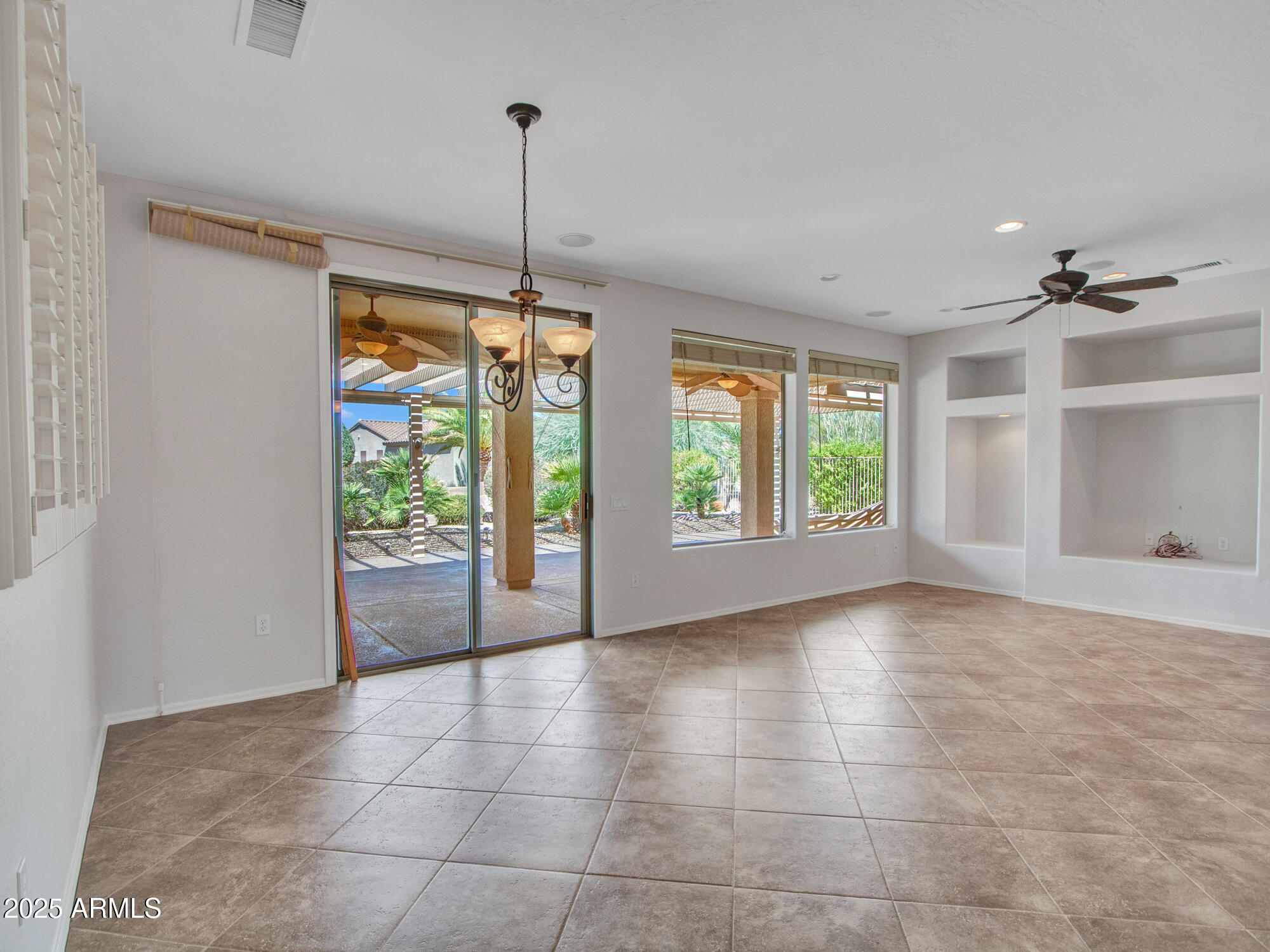 Surprise, Arizona 85387, United States, 3 Bedrooms Bedrooms, ,2 BathroomsBathrooms,Residential,Active,213991