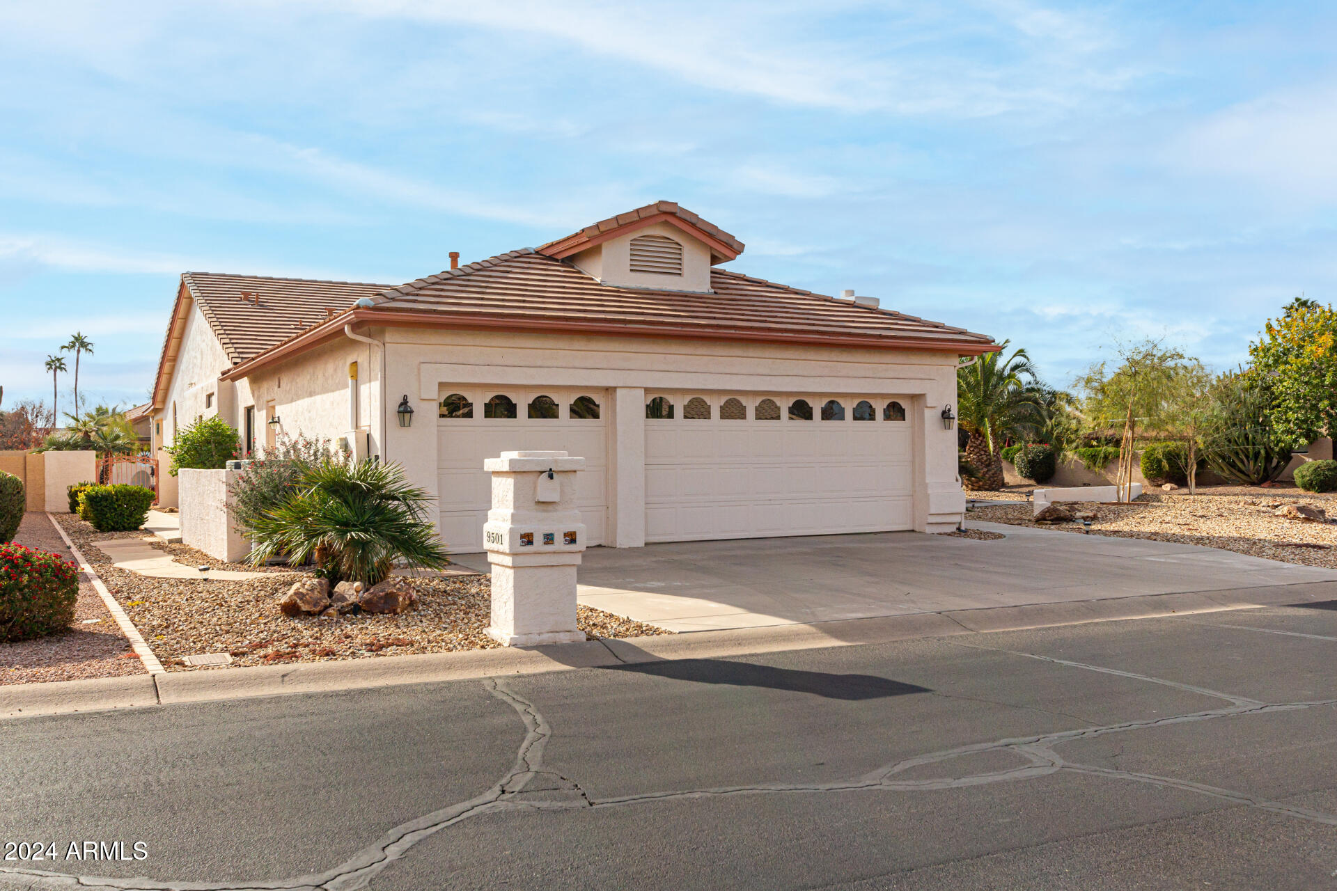 9501 E CHERRYWOOD Drive