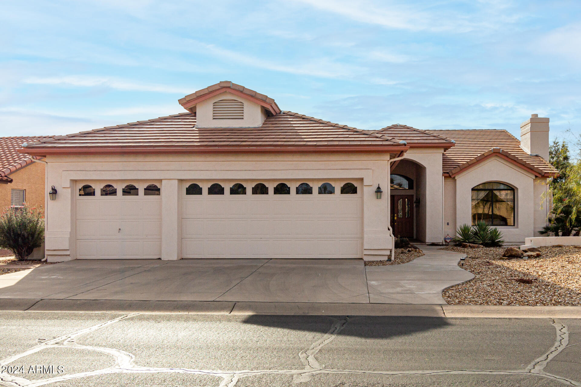 9501 E CHERRYWOOD Drive
