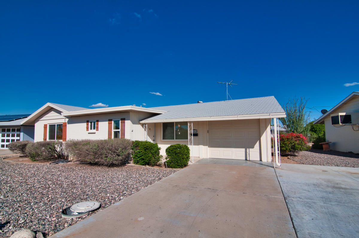 Photo 1 of 38 — 11439 N 107TH Avenue, Sun City, AZ 85351
