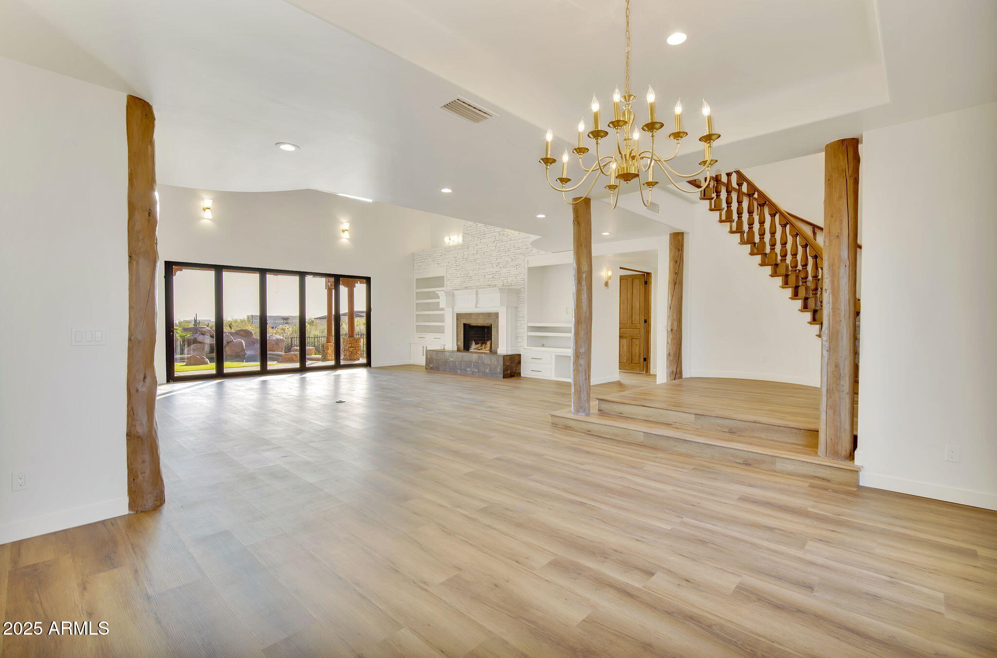 2918 N 90TH Street
