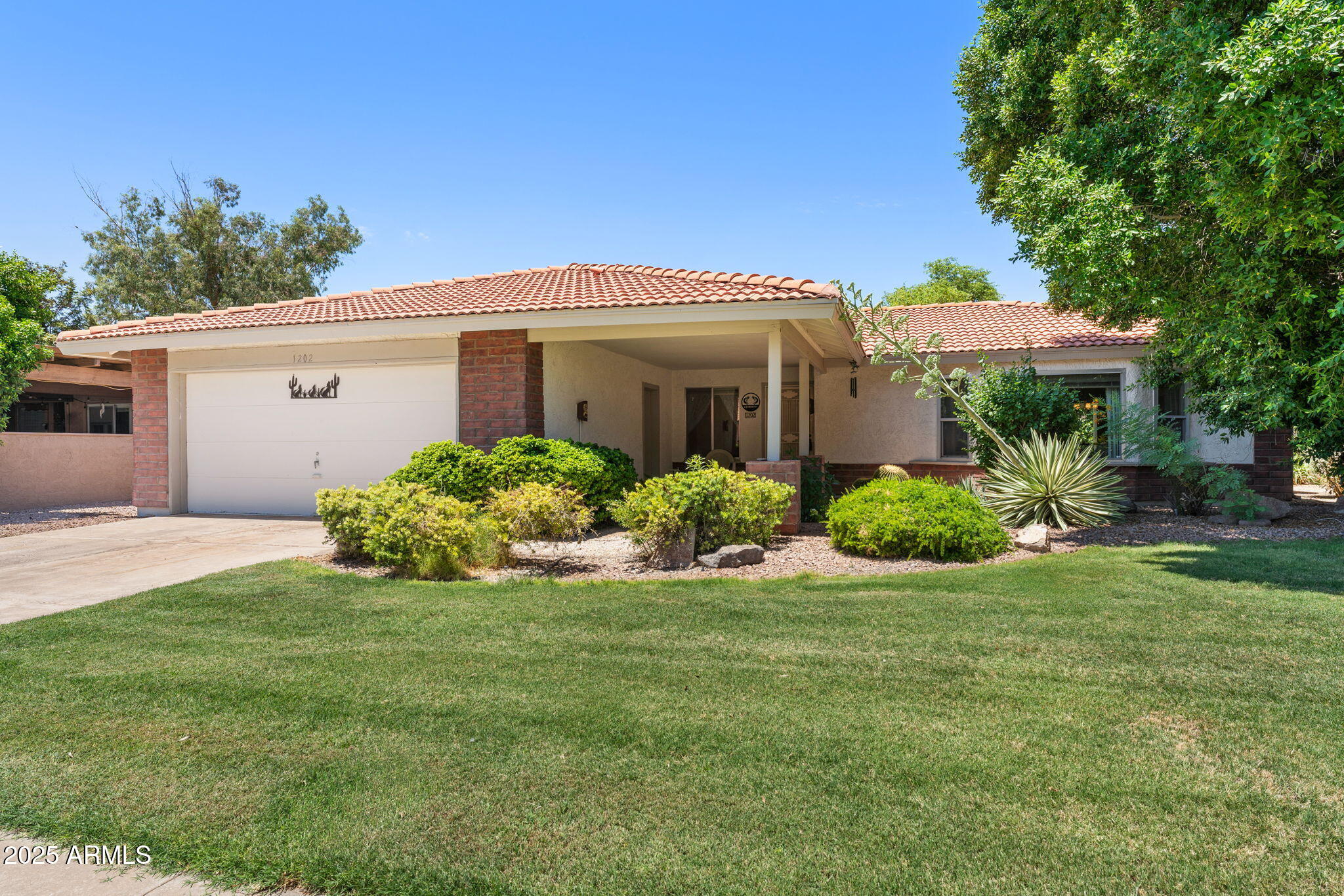 1202 LEISURE WORLD --