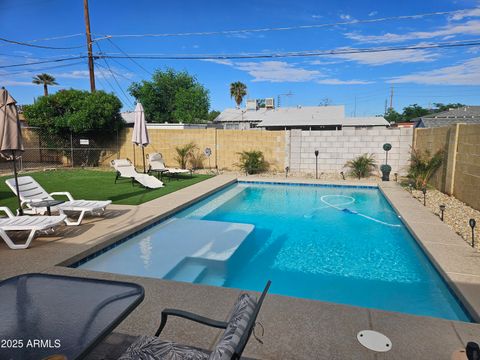 2720 W Ruth Avenue Phoenix AZ 85051