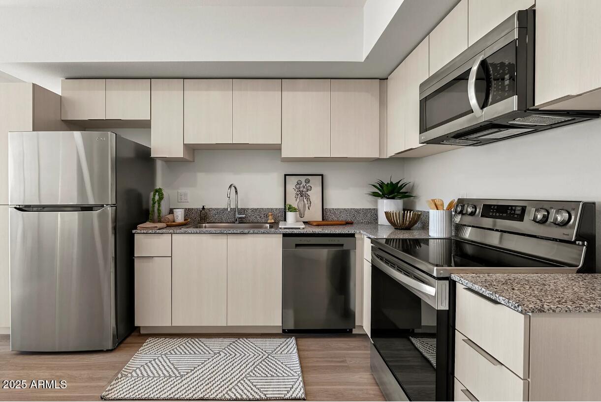 9275 N 29TH Avenue 2