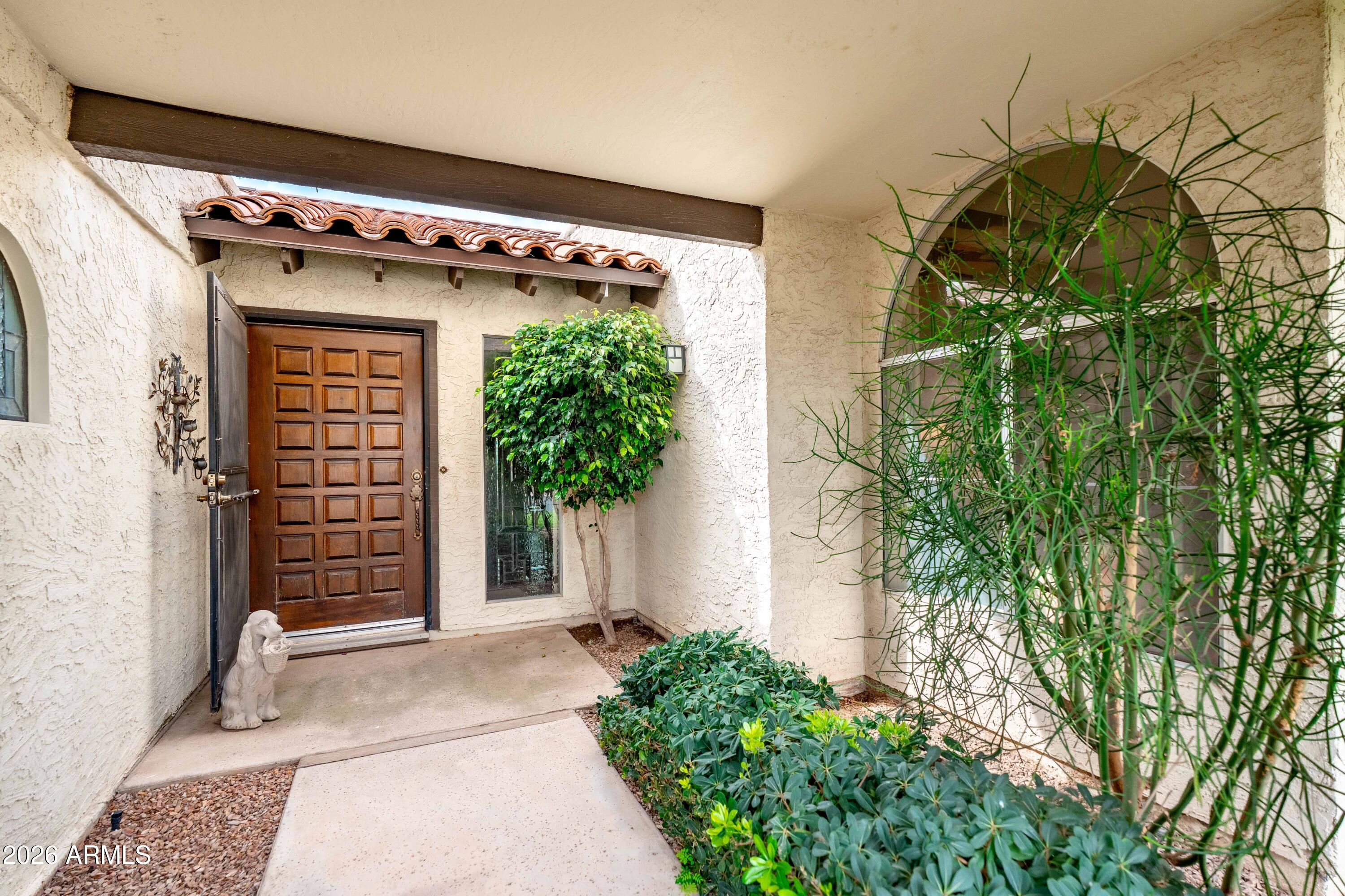 7337 E MONTEBELLO Avenue