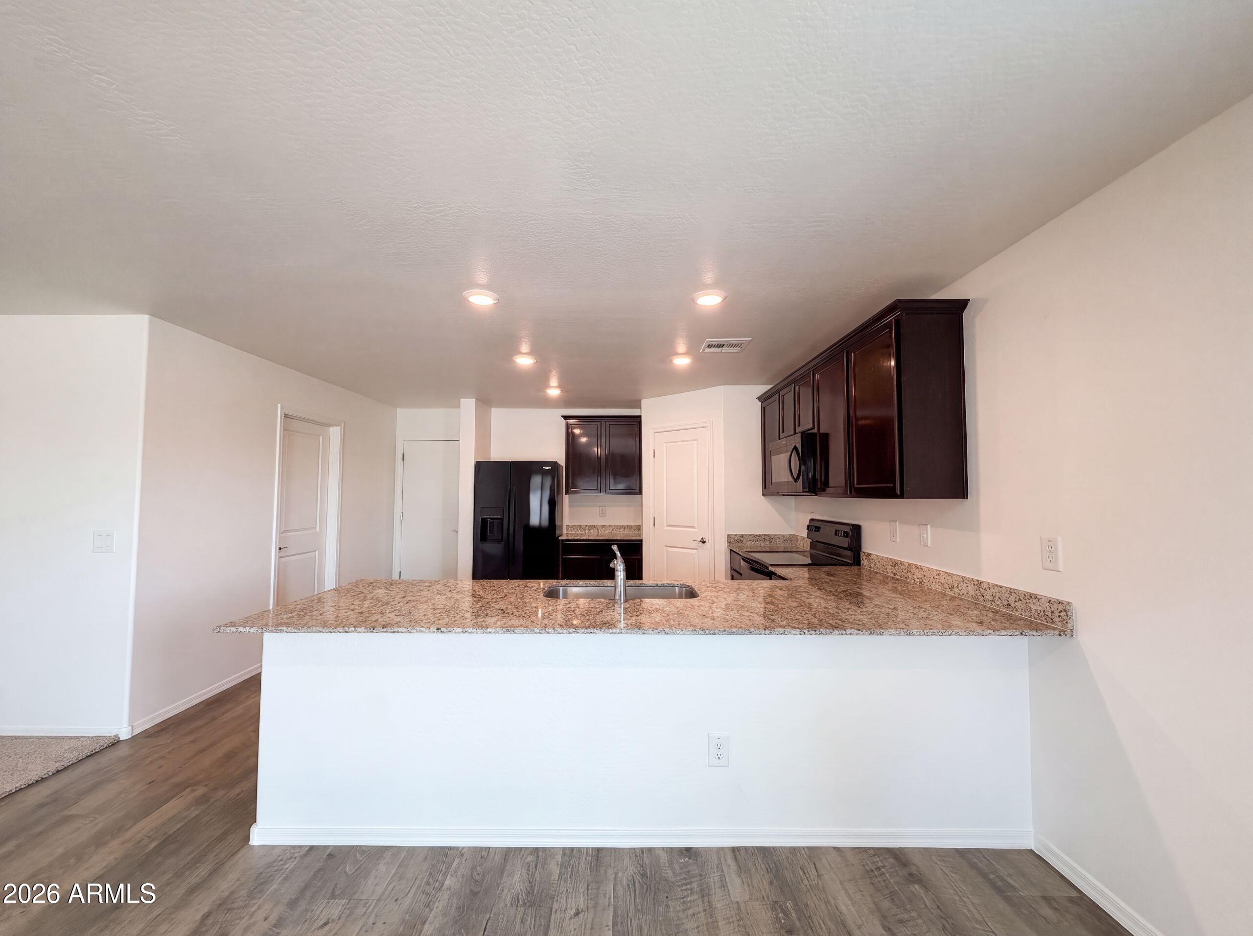 461 W PINTAIL Drive