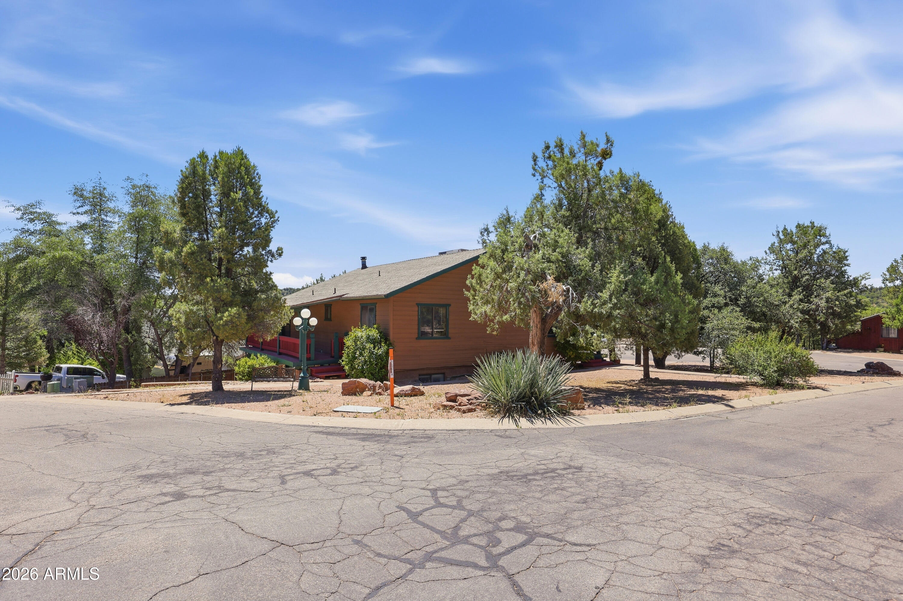 307 S BRASSIE Drive