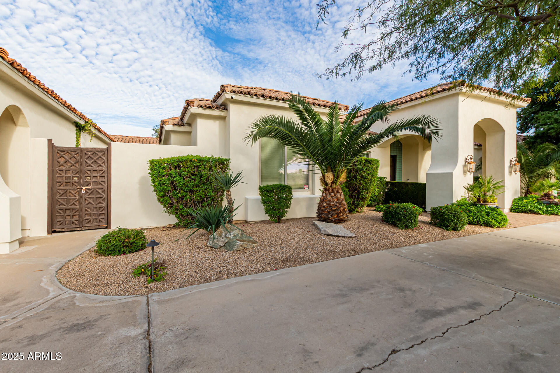 7002 E ASTER Drive