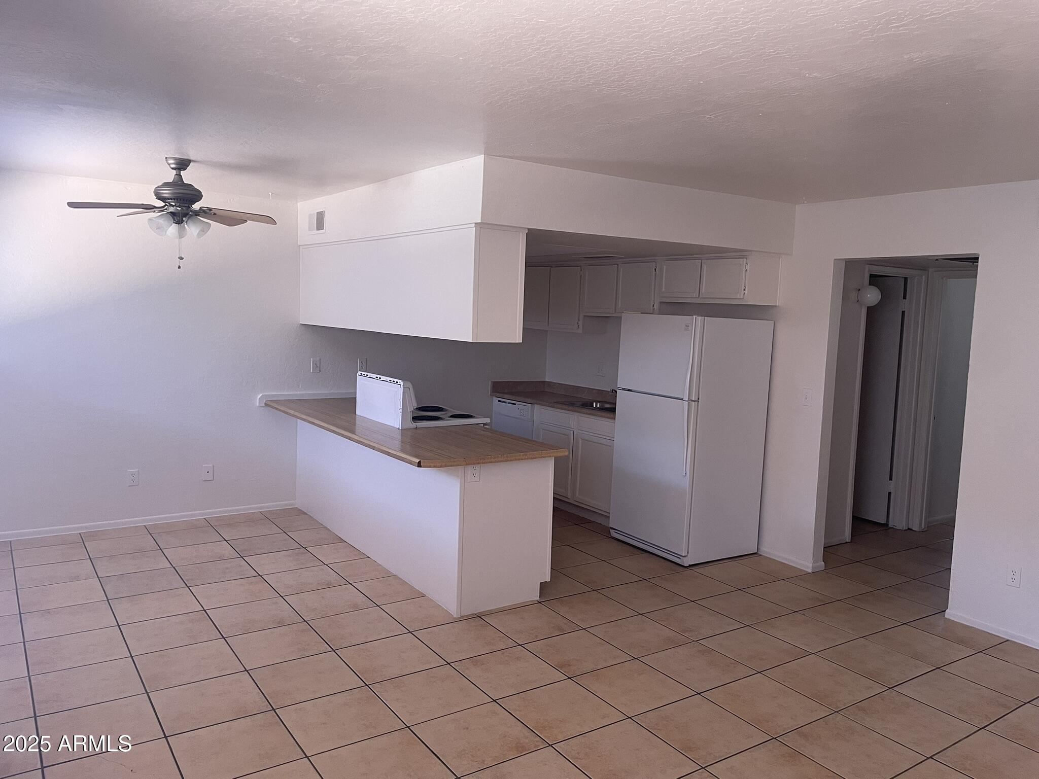 2002 E Sweetwater Avenue 108