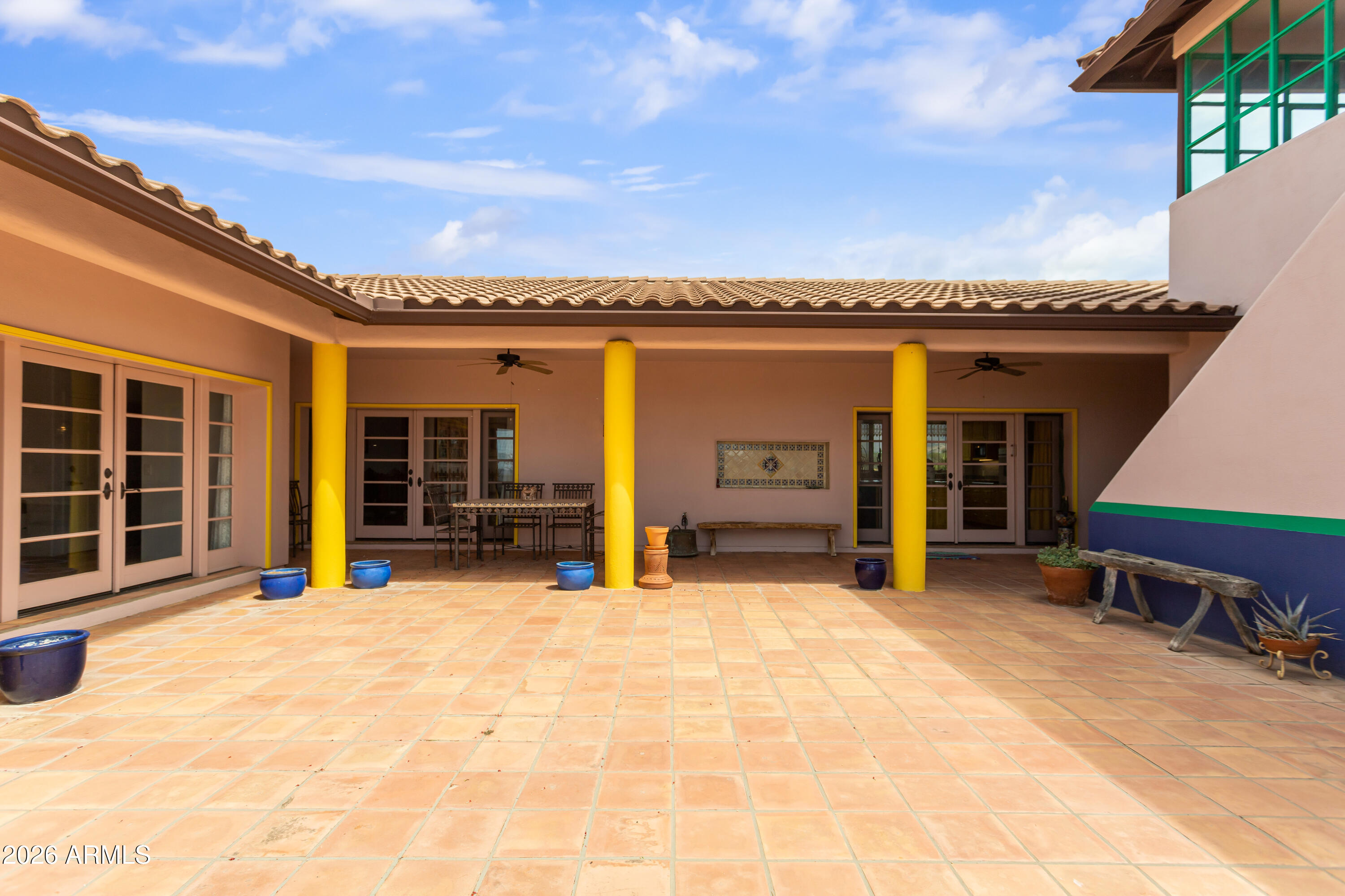 RIO VISTA - Residential Income