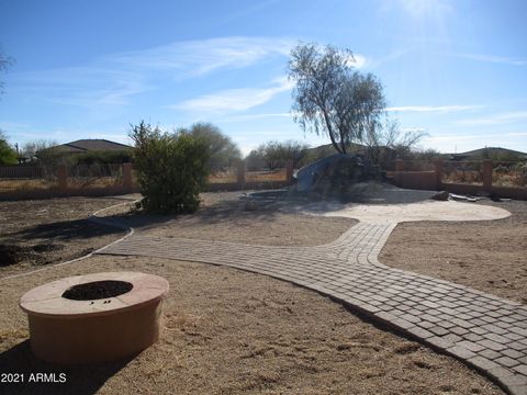 A home in Cave Creek