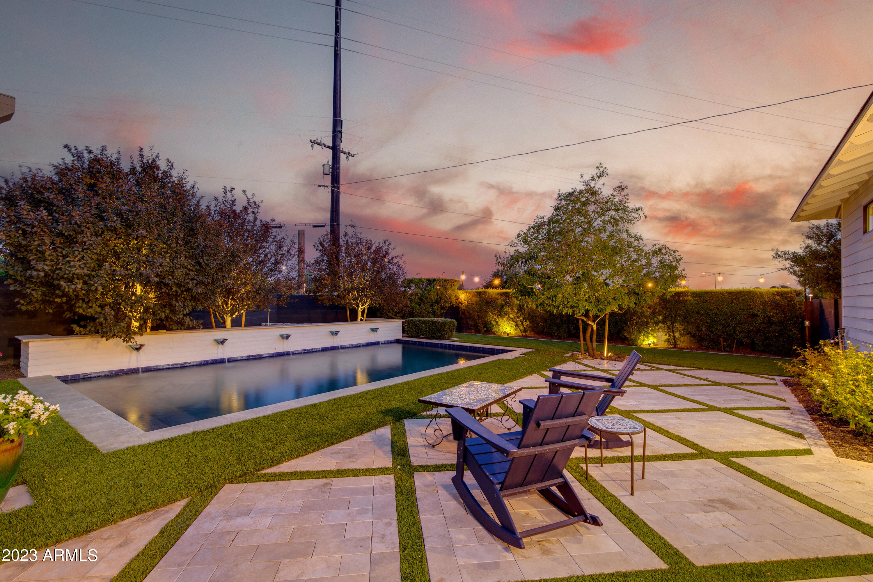 LAFAYETTE ESTATES-EAST MLD - Residential