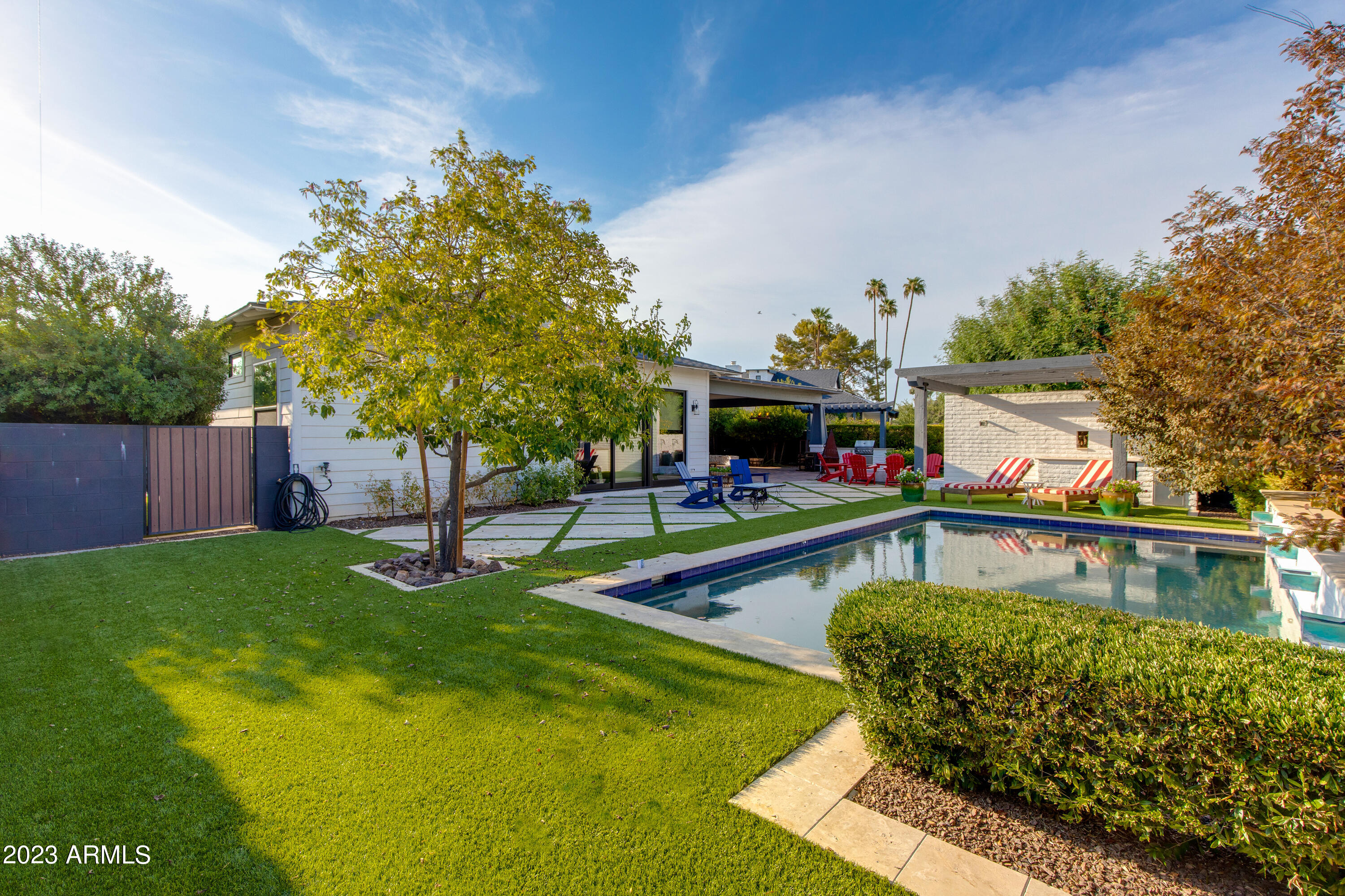 LAFAYETTE ESTATES-EAST MLD - Residential