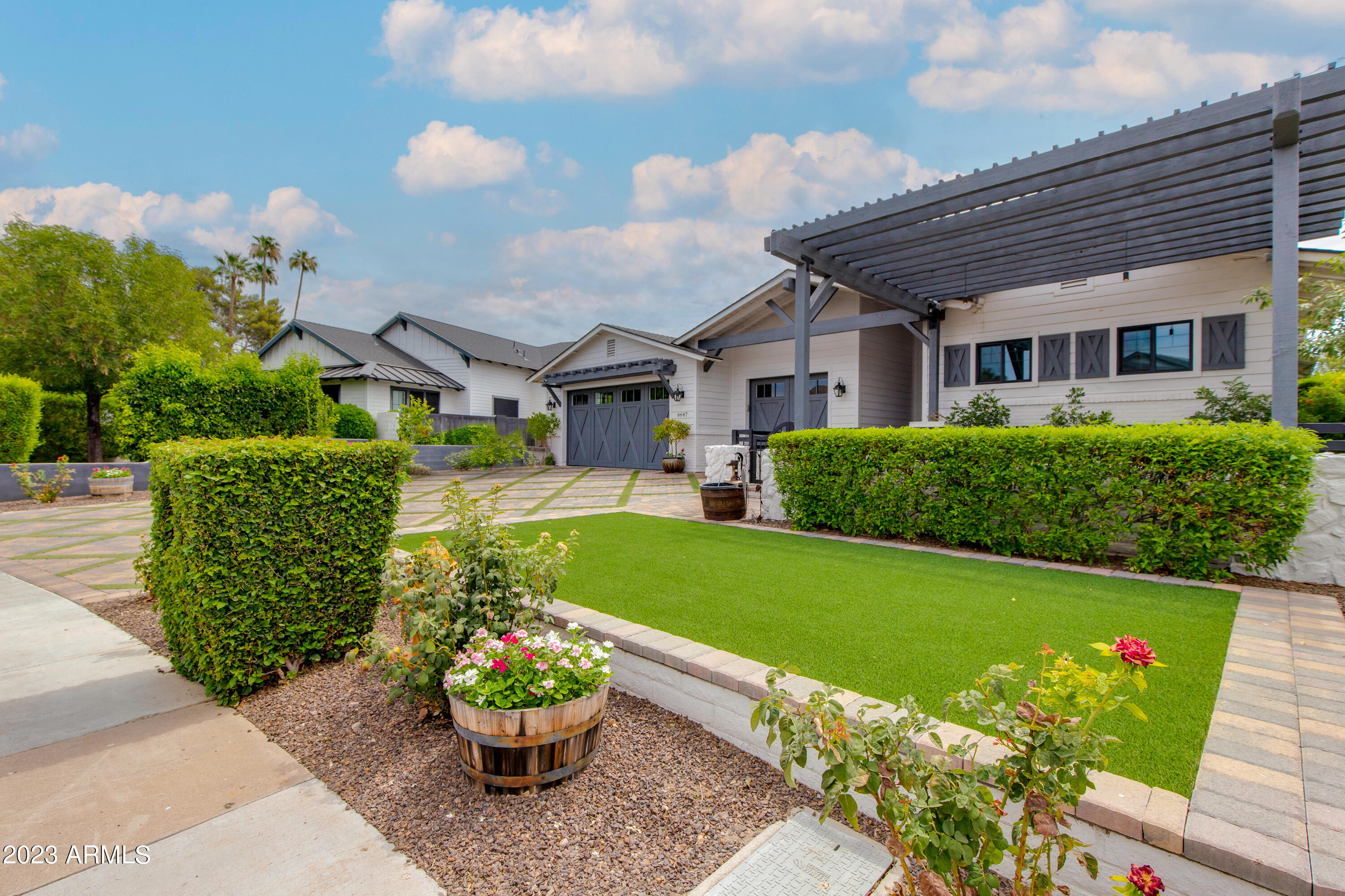 LAFAYETTE ESTATES-EAST MLD - Residential