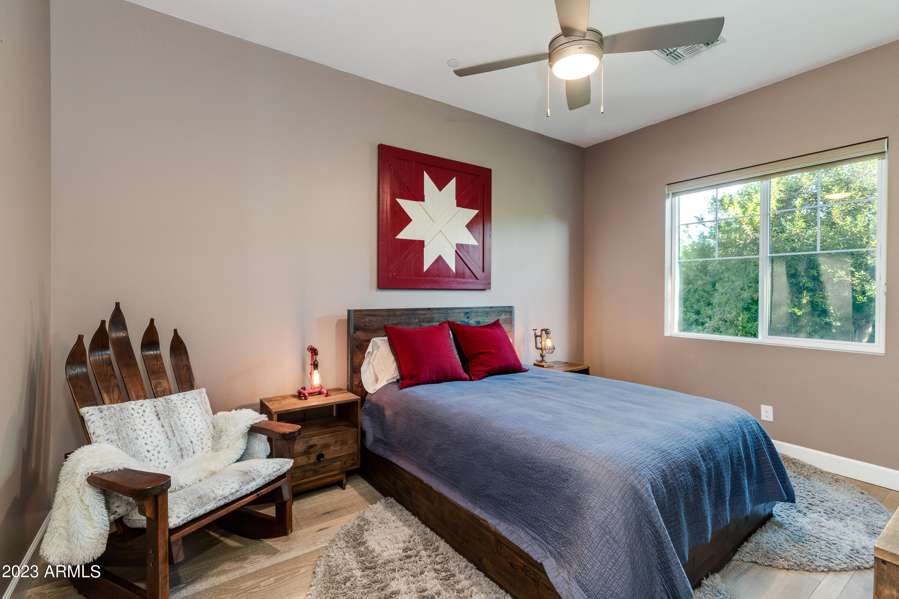 LAFAYETTE ESTATES-EAST MLD - Residential