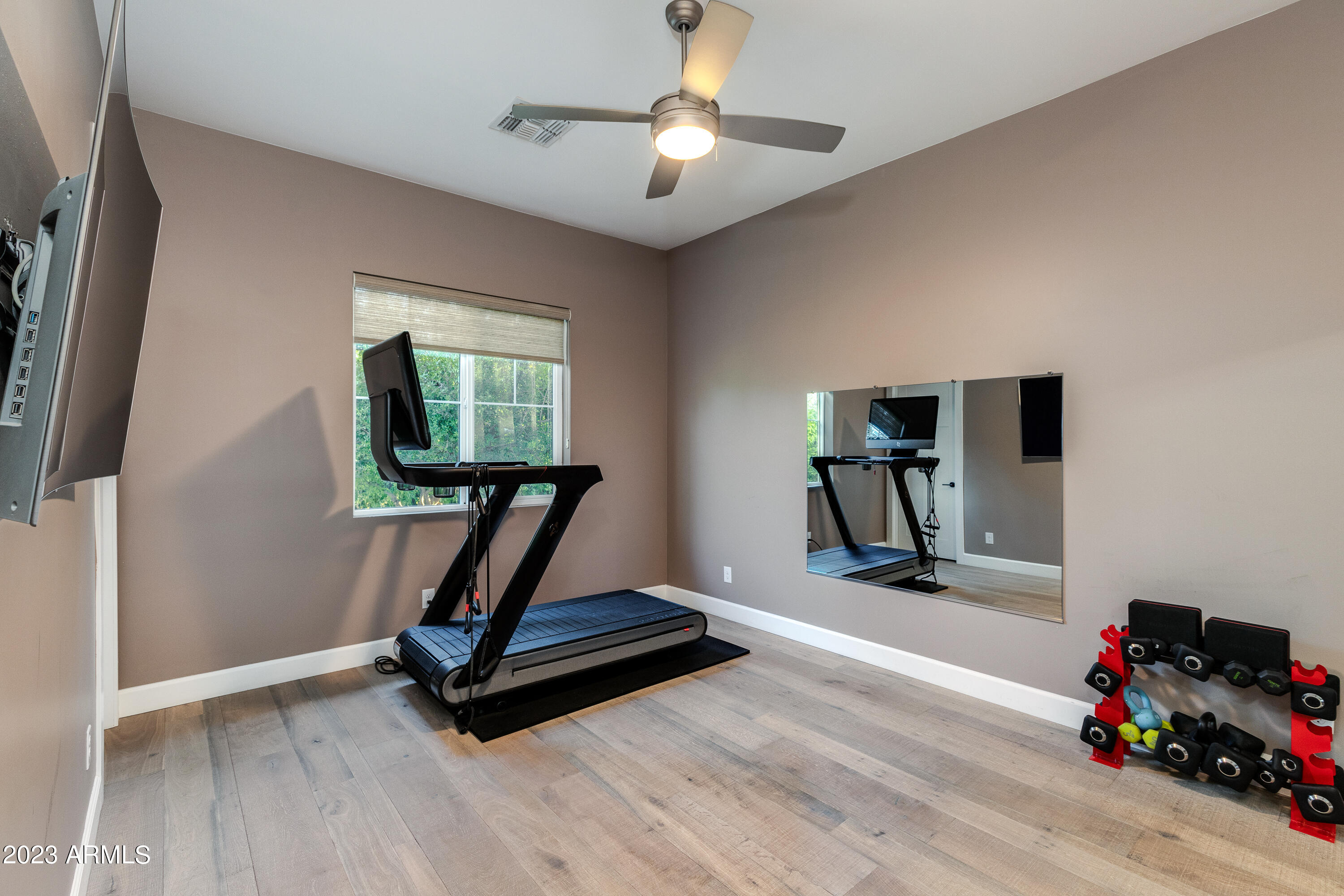 LAFAYETTE ESTATES-EAST MLD - Residential
