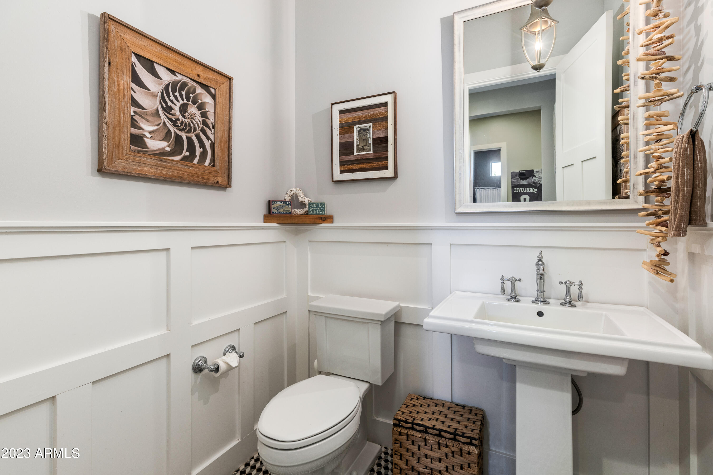 LAFAYETTE ESTATES-EAST MLD - Residential