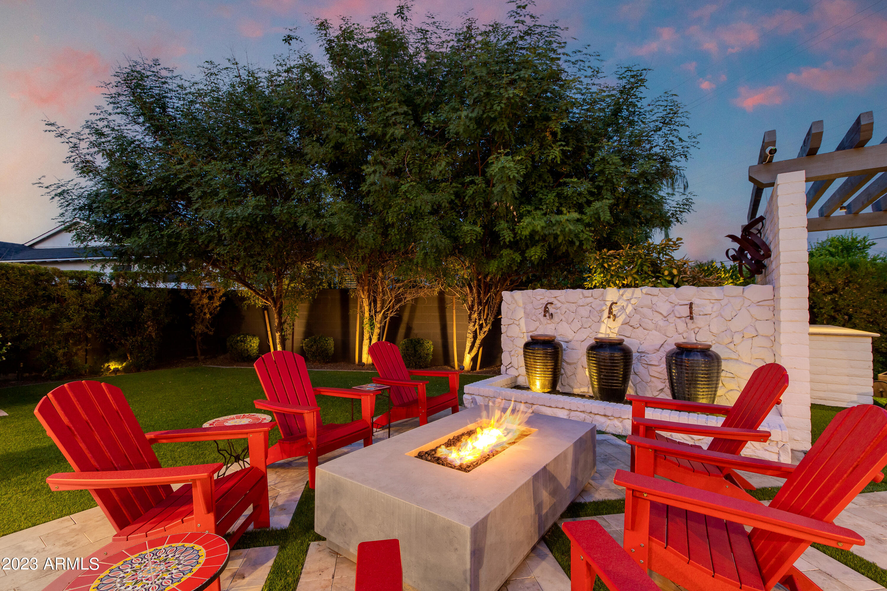 LAFAYETTE ESTATES-EAST MLD - Residential