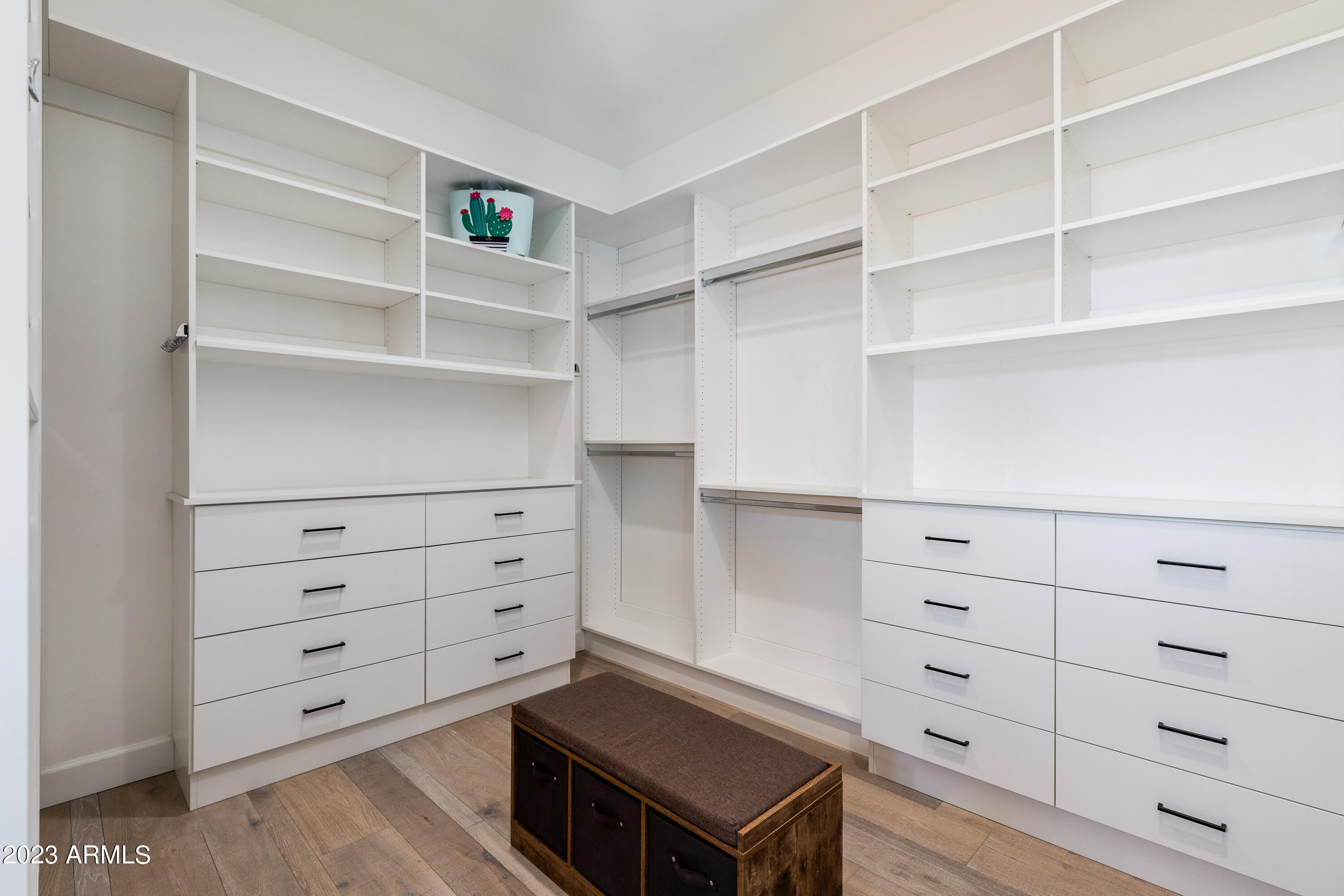 LAFAYETTE ESTATES-EAST MLD - Residential