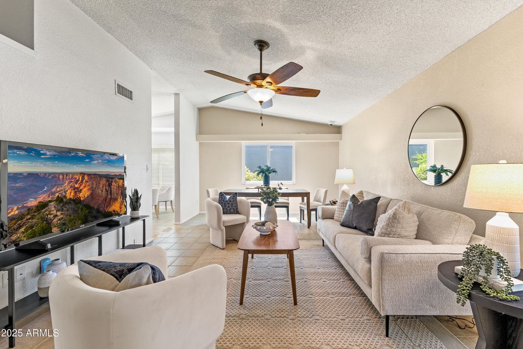 Photo of 6819 E Grandview Drive, Scottsdale, AZ 85254 (MLS # 6952300)