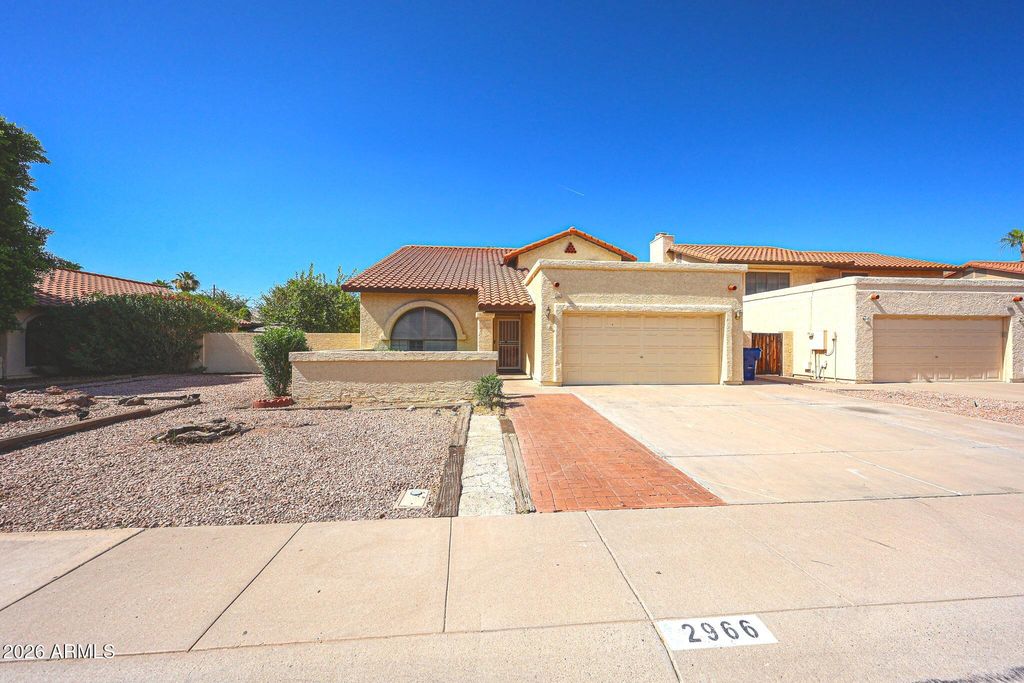 Photo of 2966 W Comstock Drive, Chandler, AZ 85224 (MLS # 7031911)