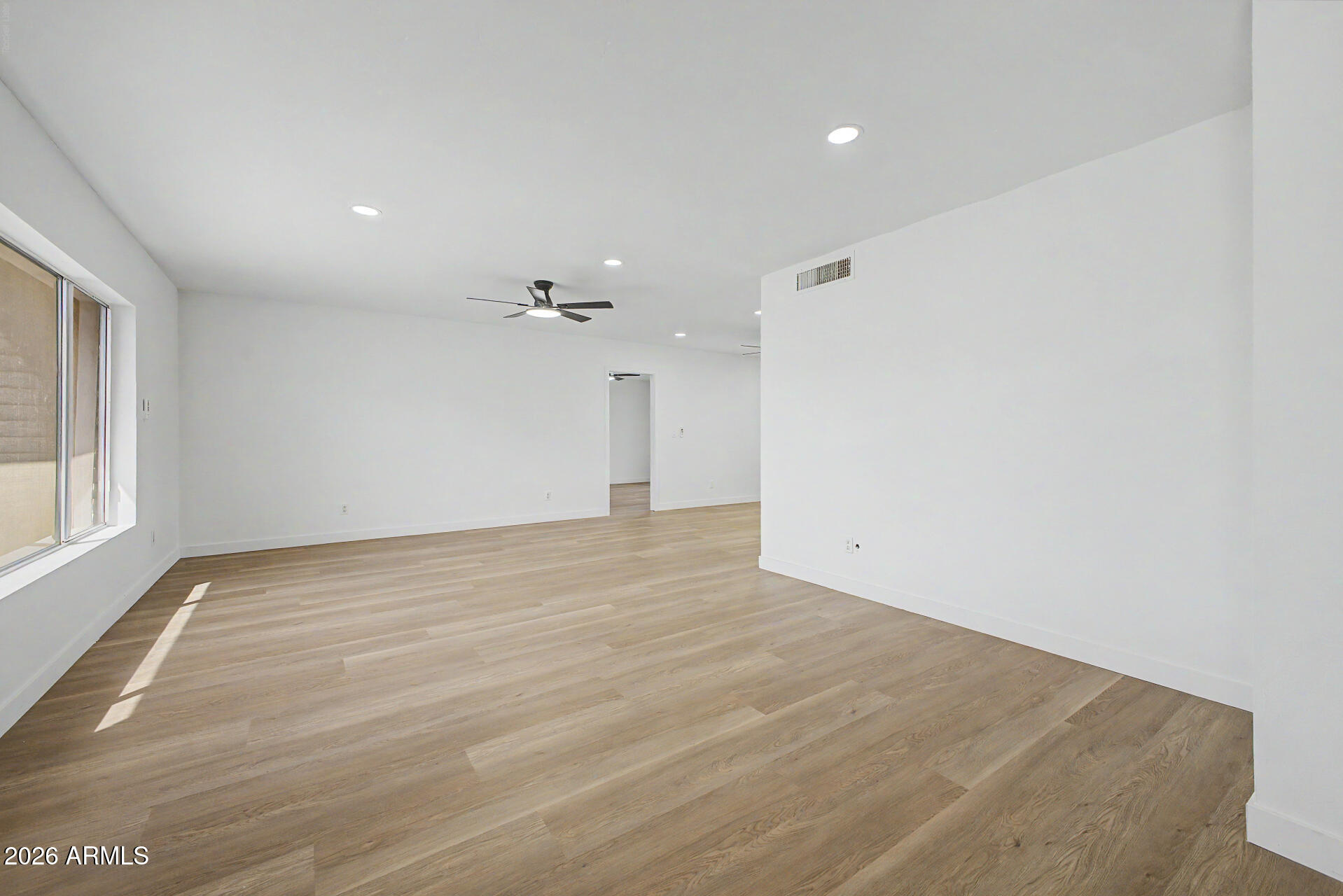 5122 W ROYAL PALM Road