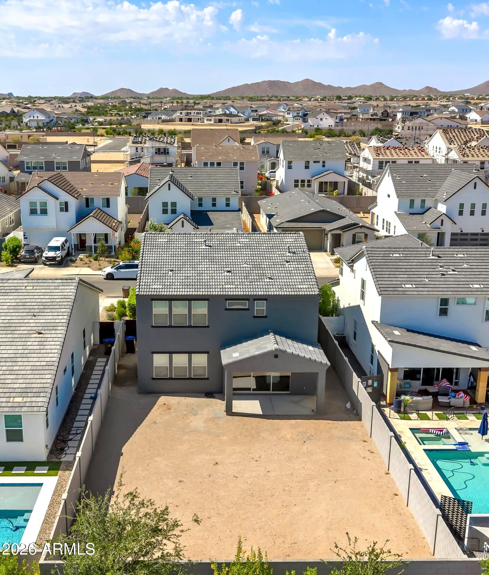 3298 W GARNET Street