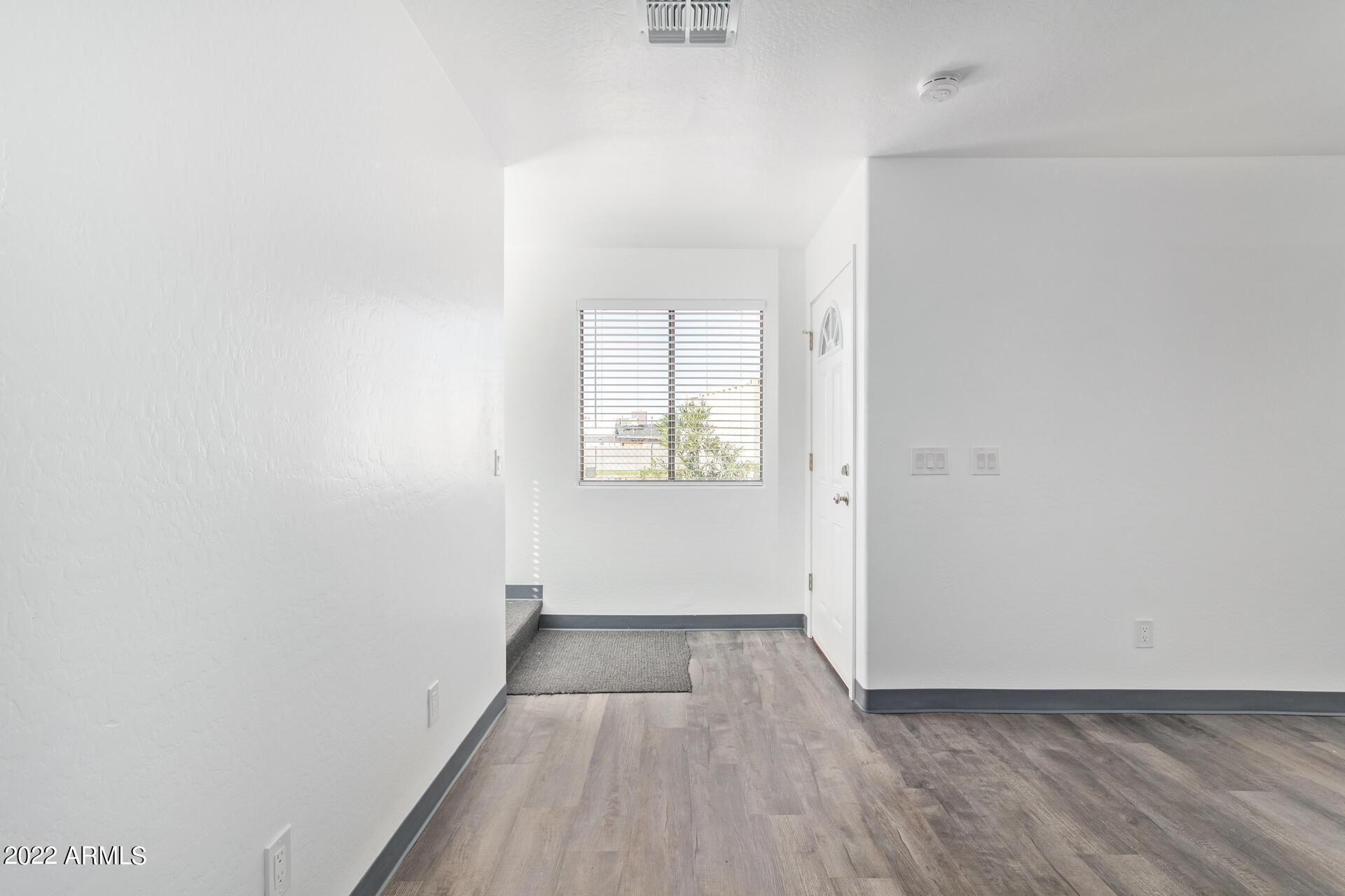 1026 E FAIRMOUNT Avenue Apt 2