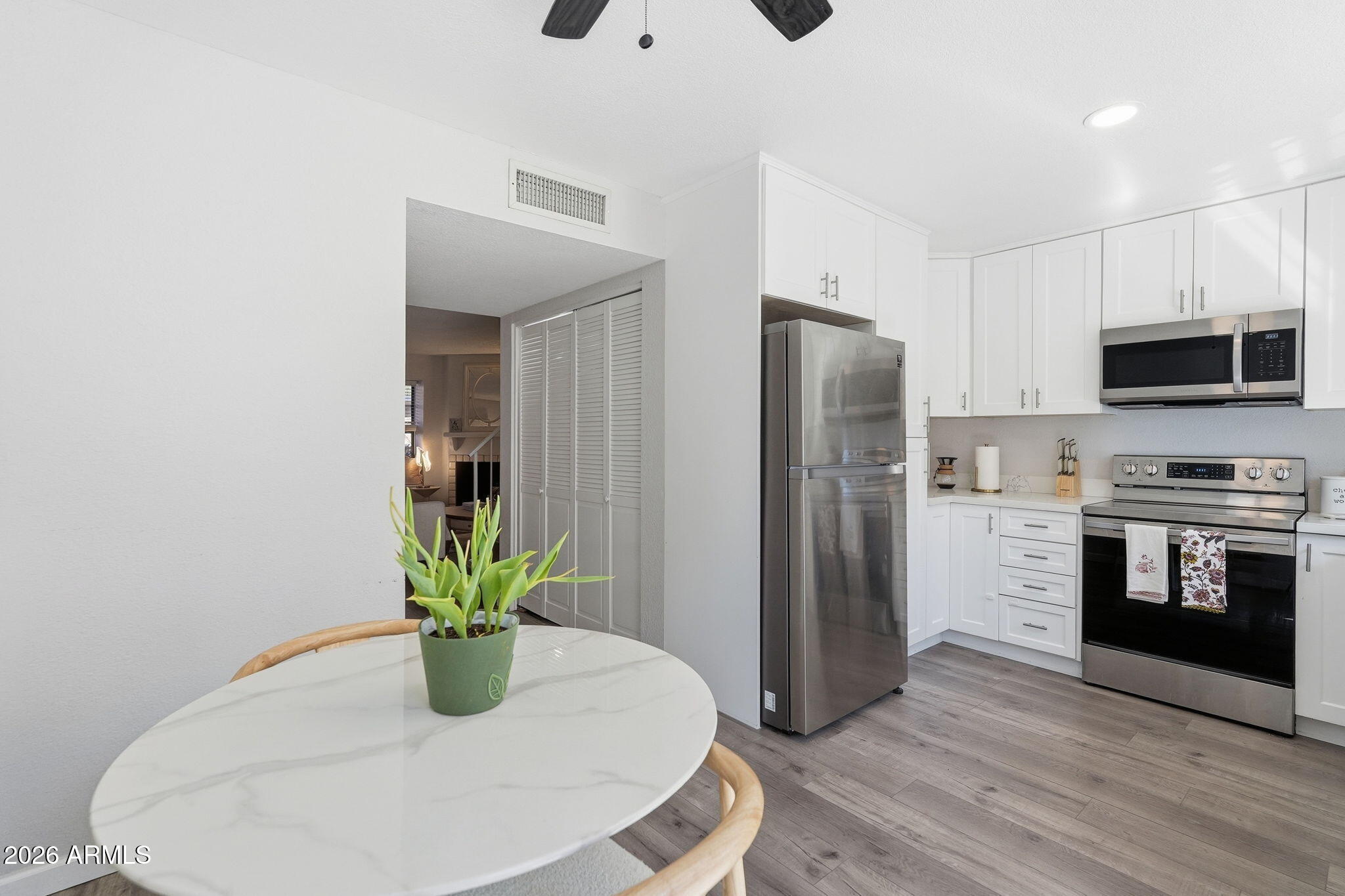 5704 E AIRE LIBRE Avenue 1235