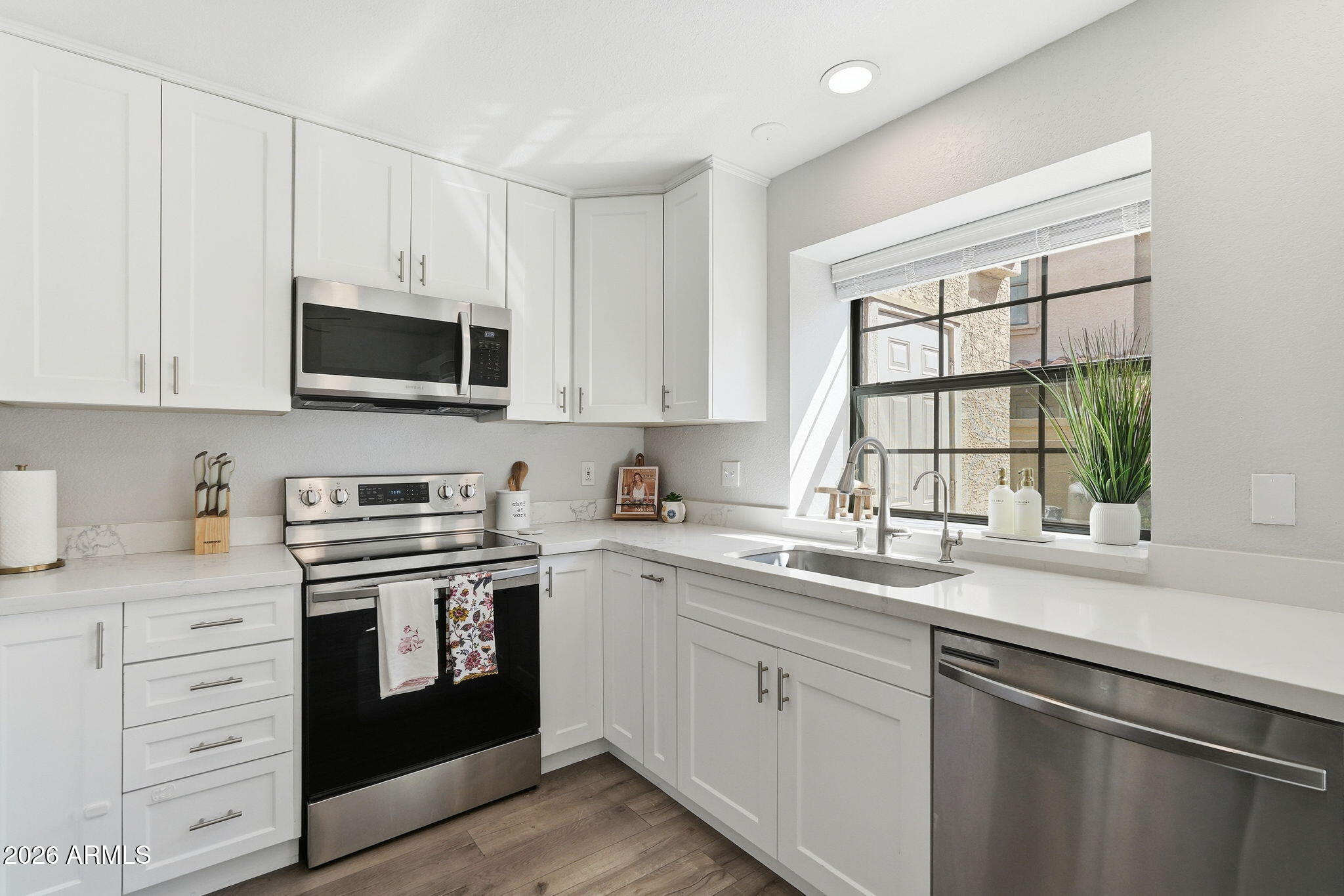 5704 E AIRE LIBRE Avenue 1235