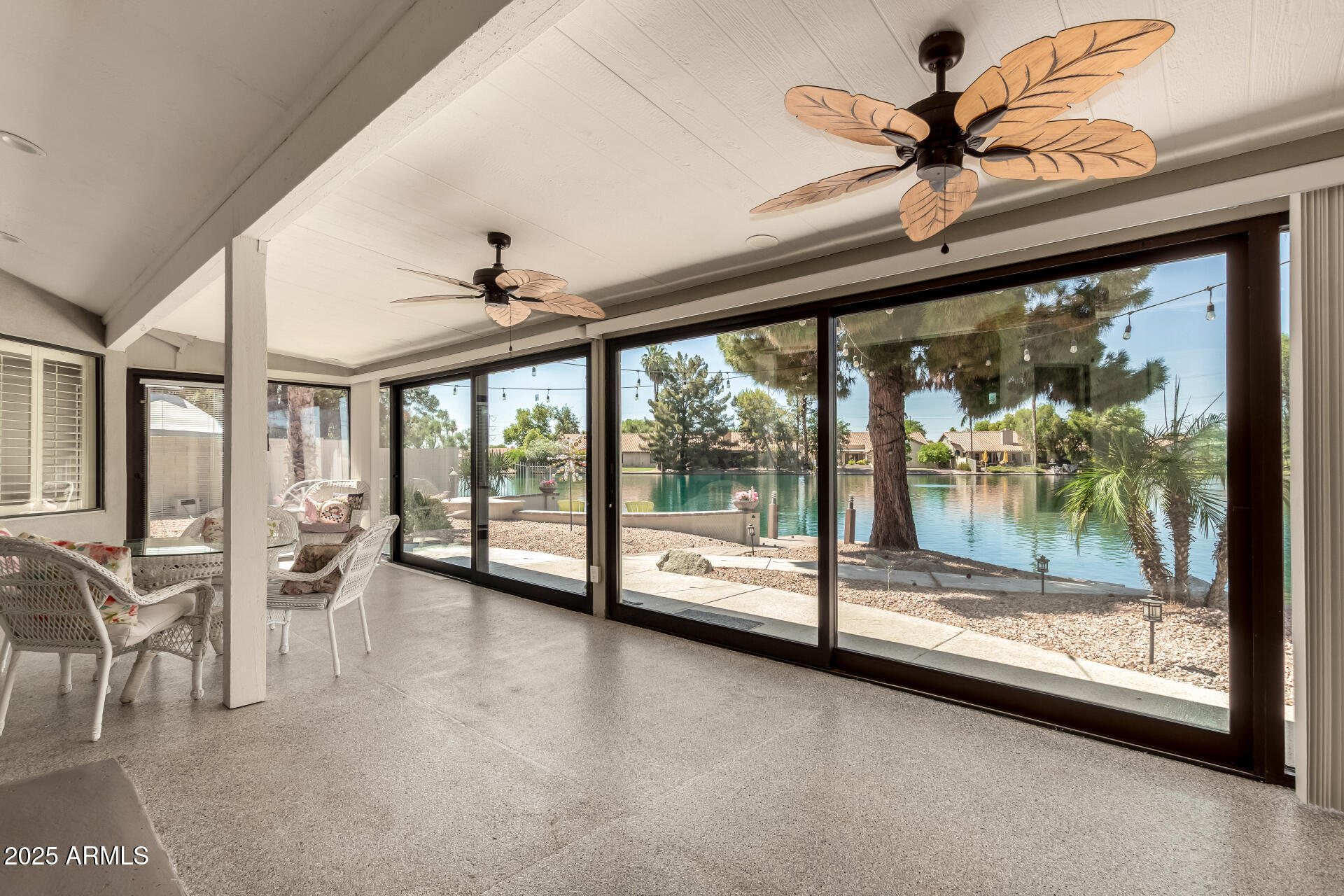 608 E STONEBRIDGE Drive