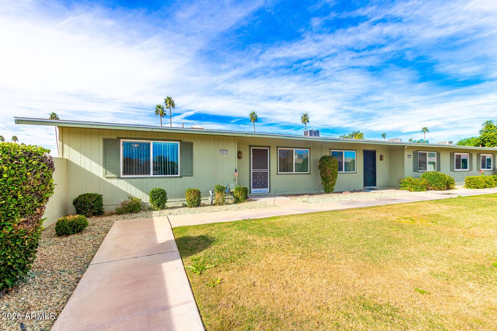 Photo of 10870 W Santa Fe Drive, Sun City, AZ 85351 (MLS # 6965471)