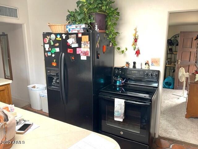 Phoenix, Arizona 85018, United States, 2 Bedrooms Bedrooms, ,1 BathroomBathrooms,Residential,Pending,69249