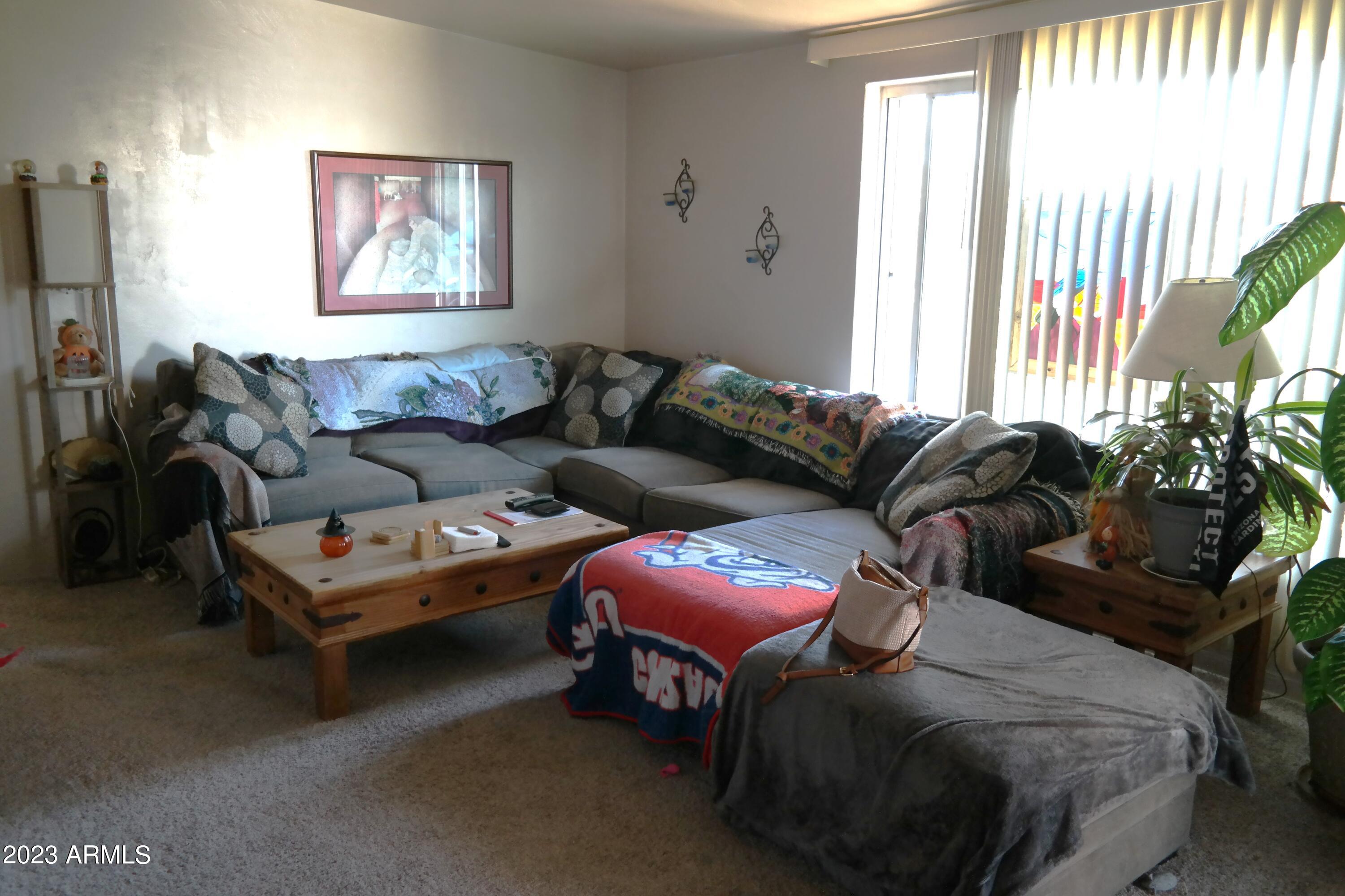 Phoenix, Arizona 85018, United States, 2 Bedrooms Bedrooms, ,1 BathroomBathrooms,Residential,Pending,69249