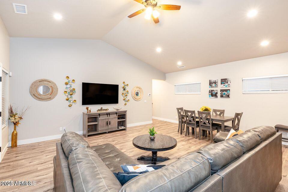 2269 W MISSION TIMBER Circle