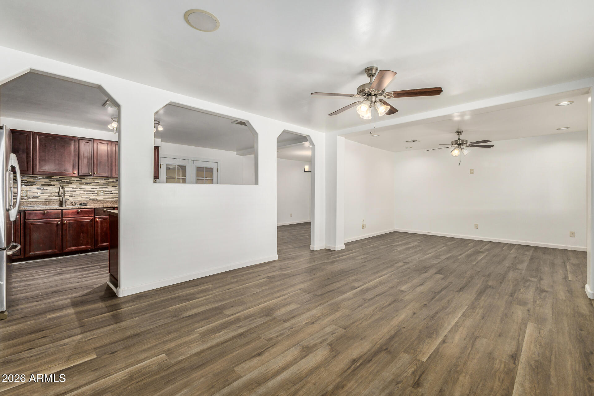 7825 E GARFIELD Street