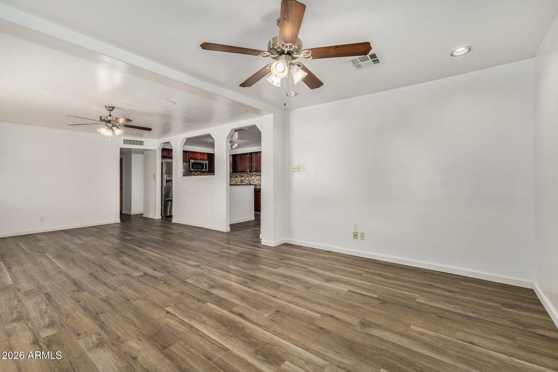 7825 E GARFIELD Street