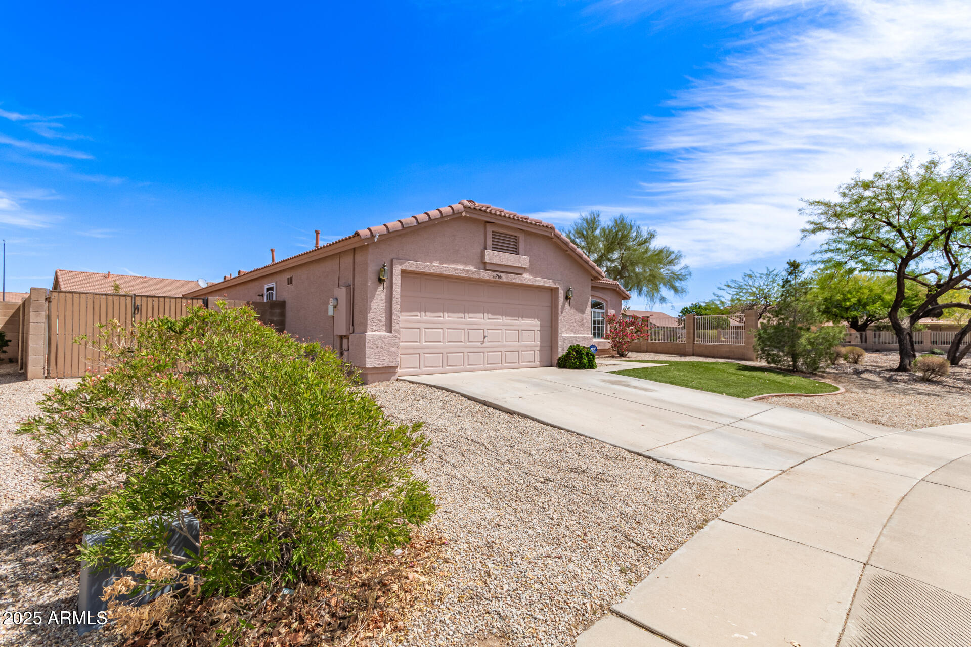 11266 E DARTMOUTH Circle