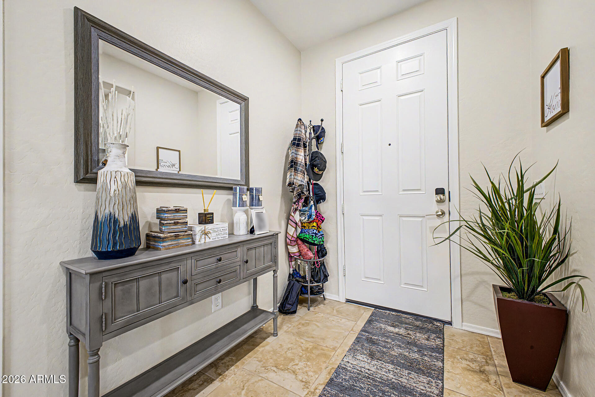 3409 N LOS ALAMOS --