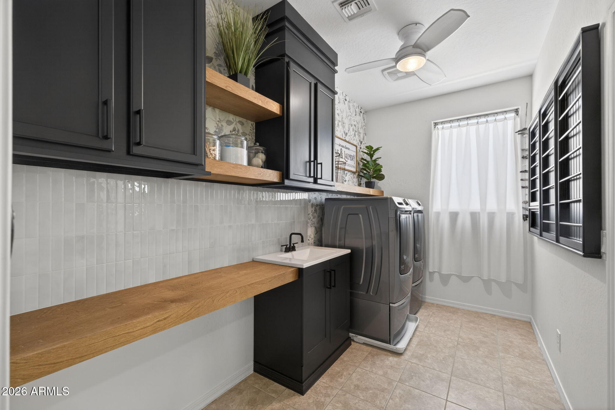 10611 E SIMONE Avenue