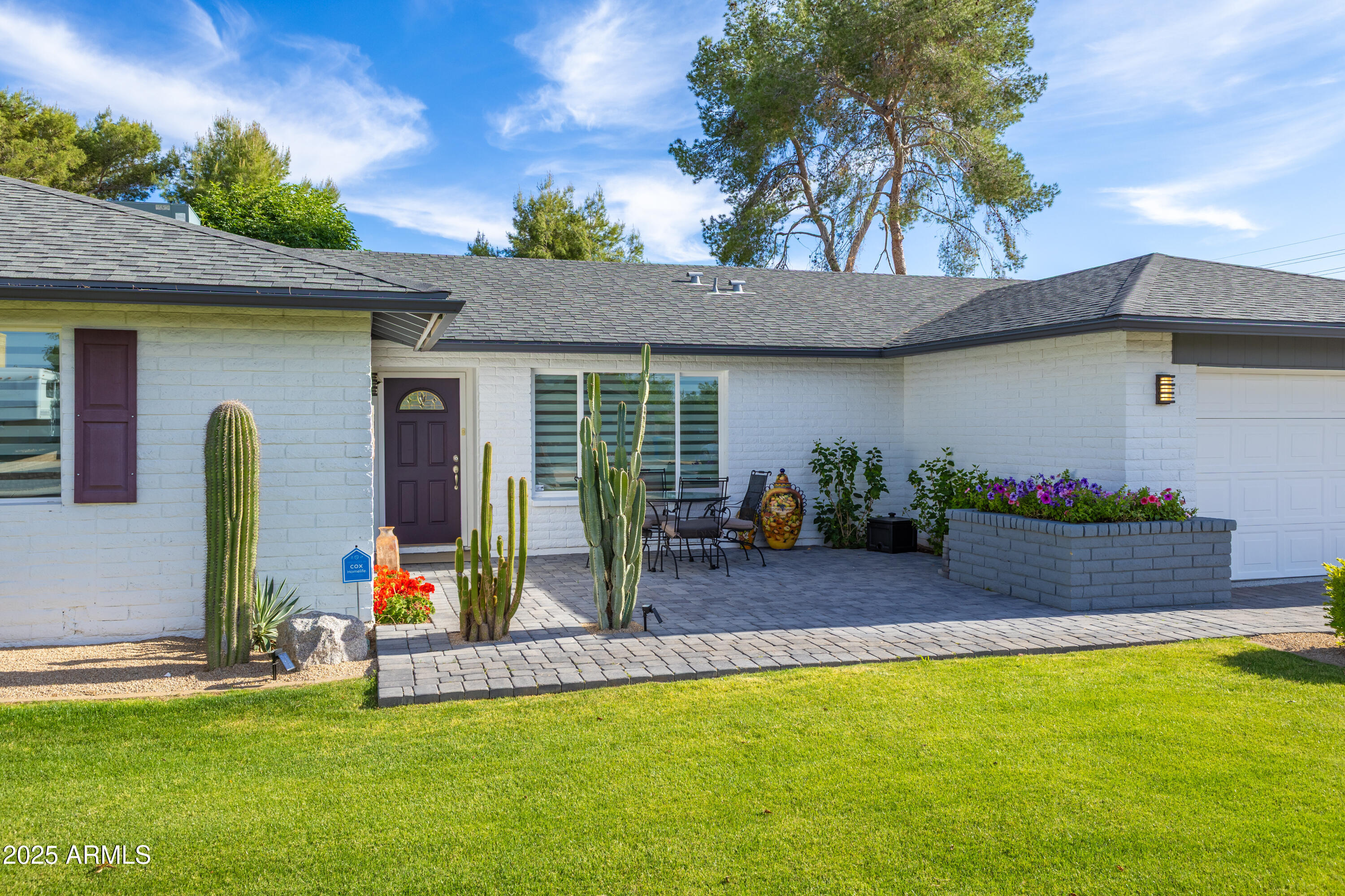 3027 W WESCOTT Drive