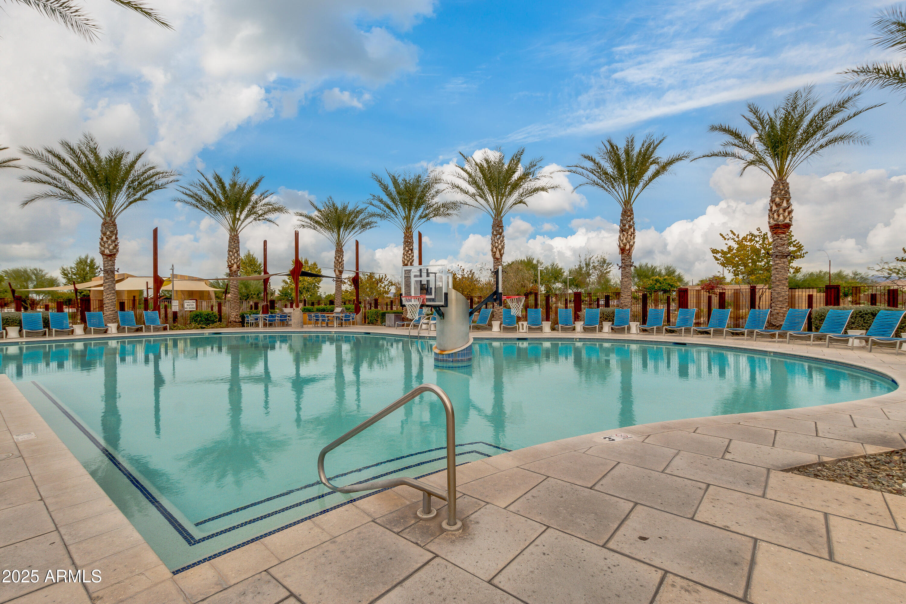 9764 E RADIOACTIVE Drive