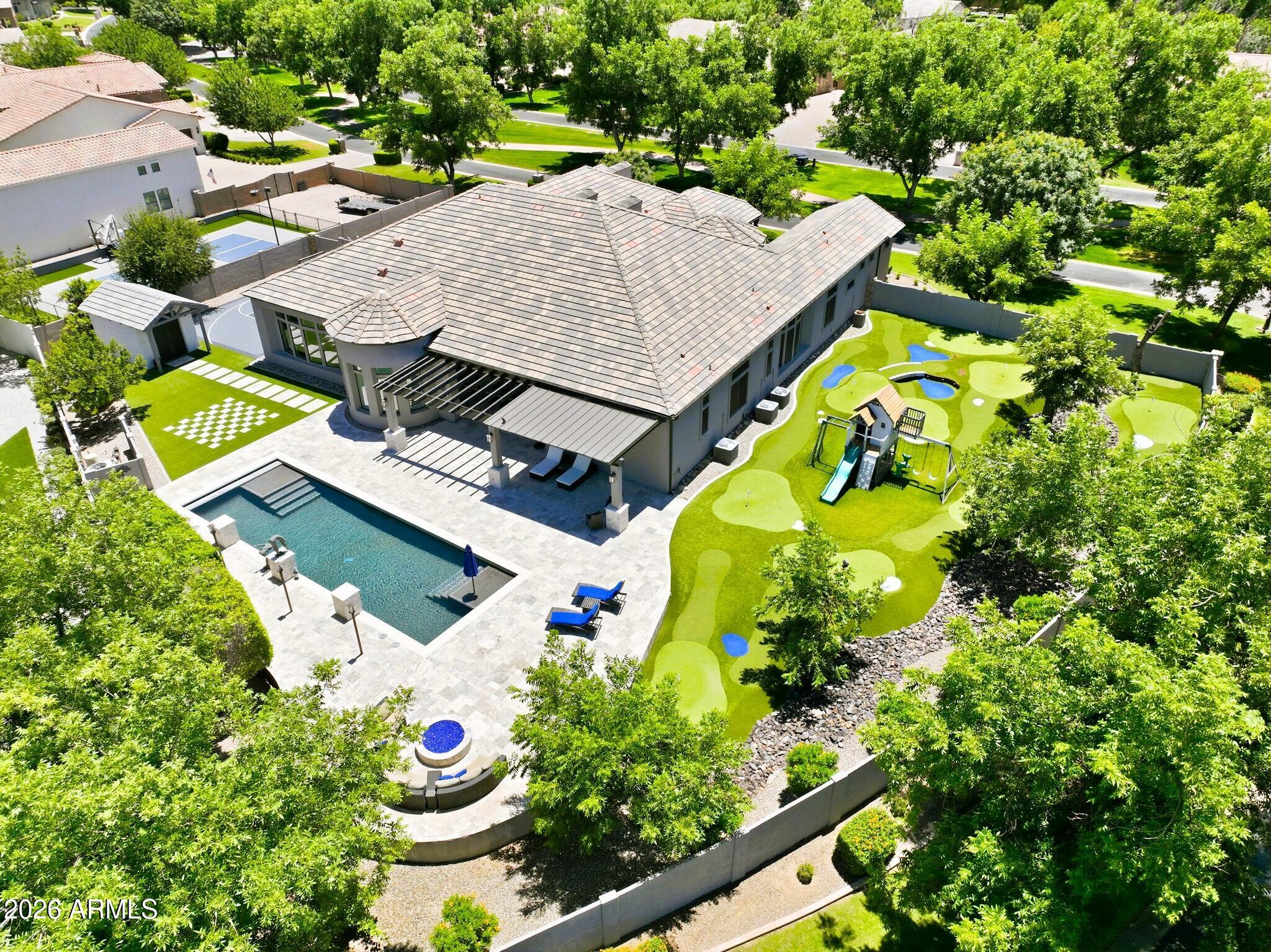 20190 E SUNSET Court