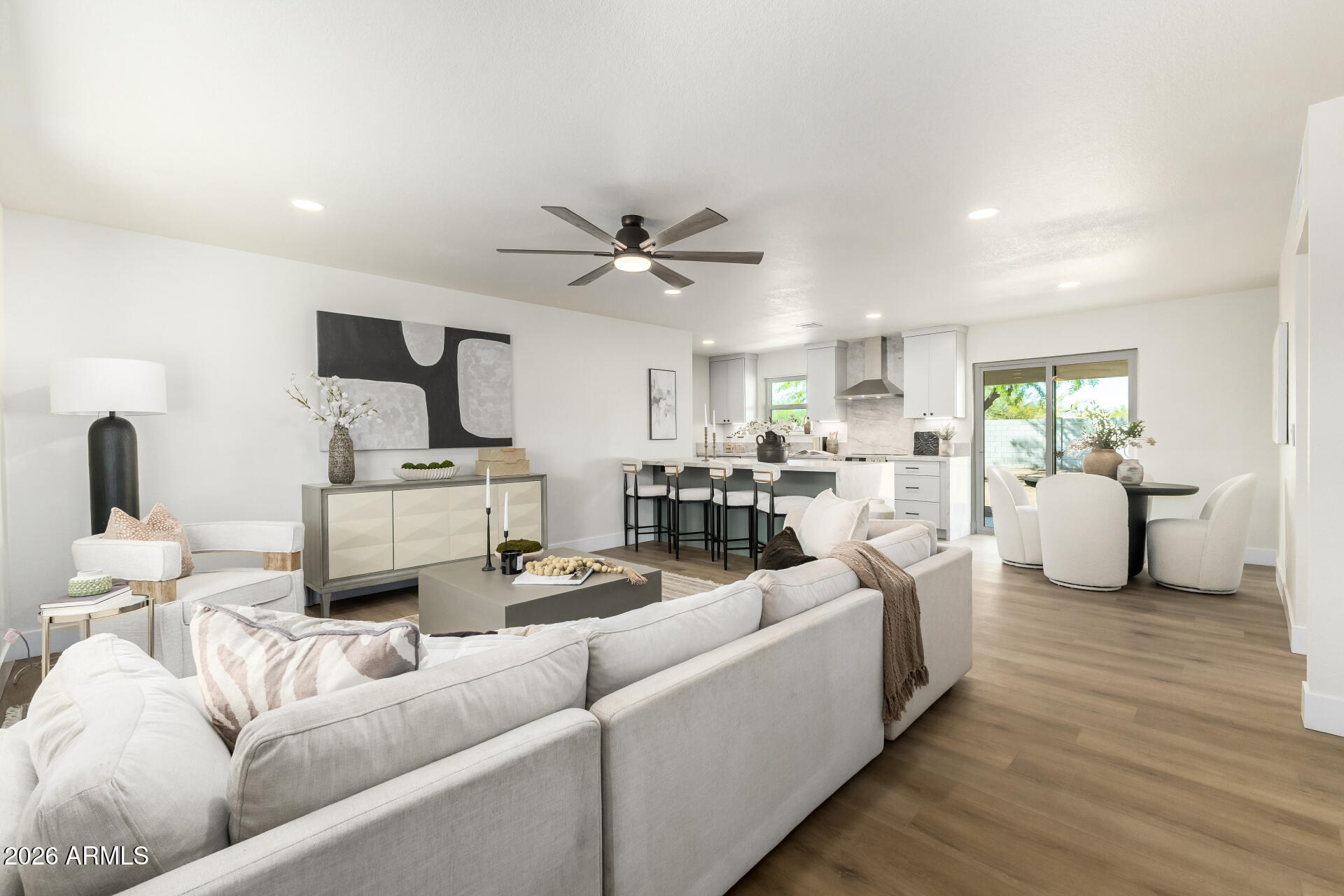 2890 S MARIPOSA Road