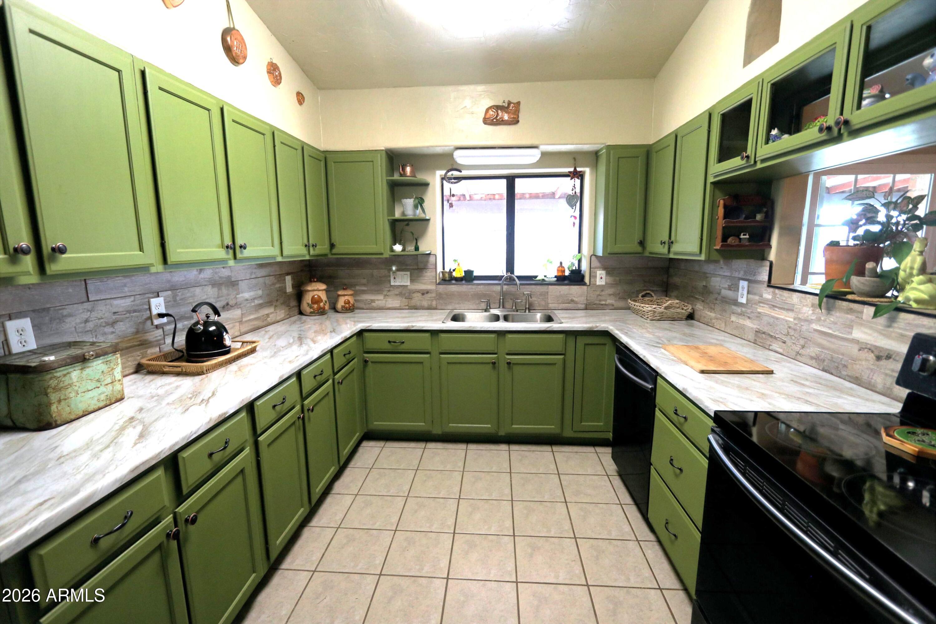 11870 N FORT GRANT Road