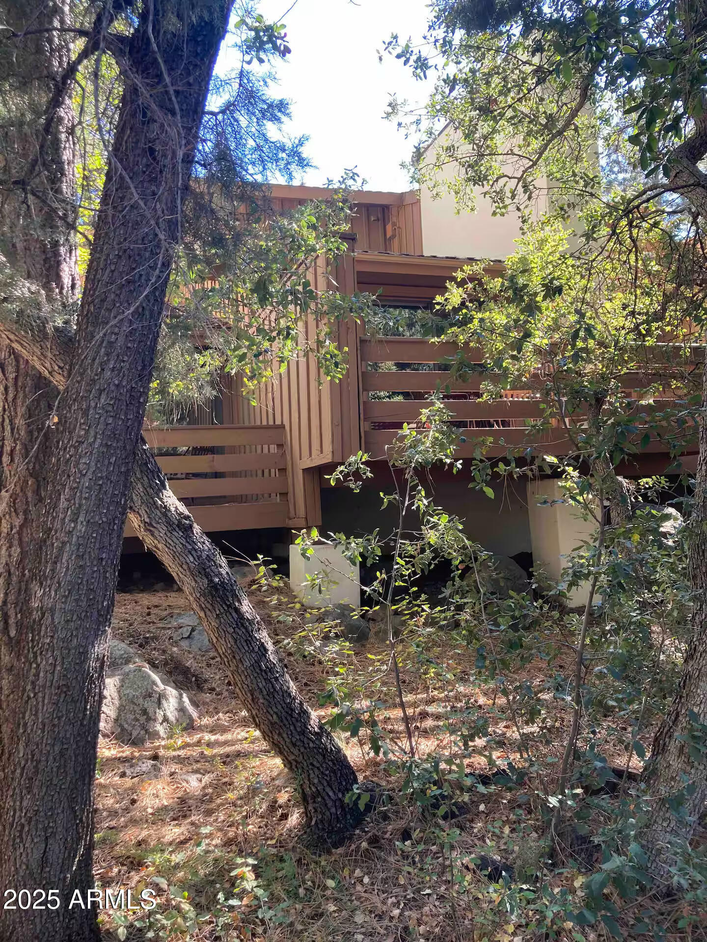 8351 N STATE ROUTE 89A -- 33