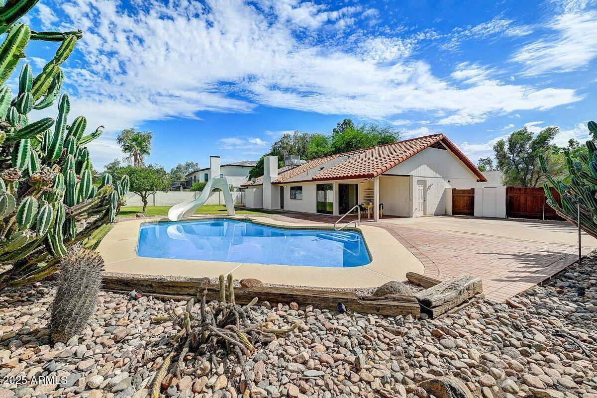 7714 E TURQUOISE Avenue