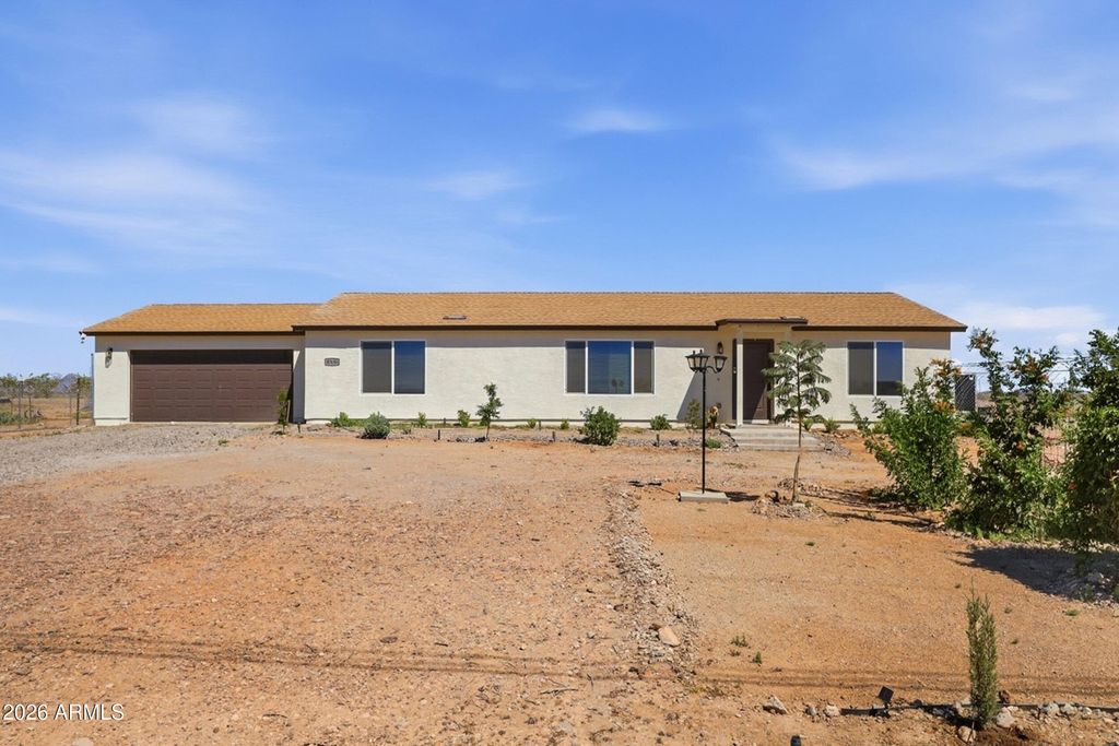 Photo of 37636 W Minnezona Avenue, Tonopah, AZ 85354 (MLS # 7007834)